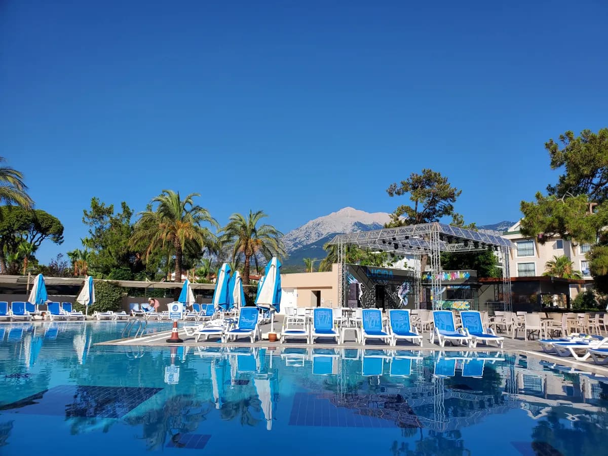 Lucida Beach - photo 3