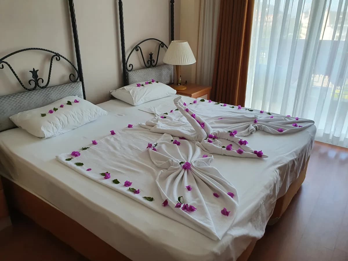 Pine House Hotel - photo 2