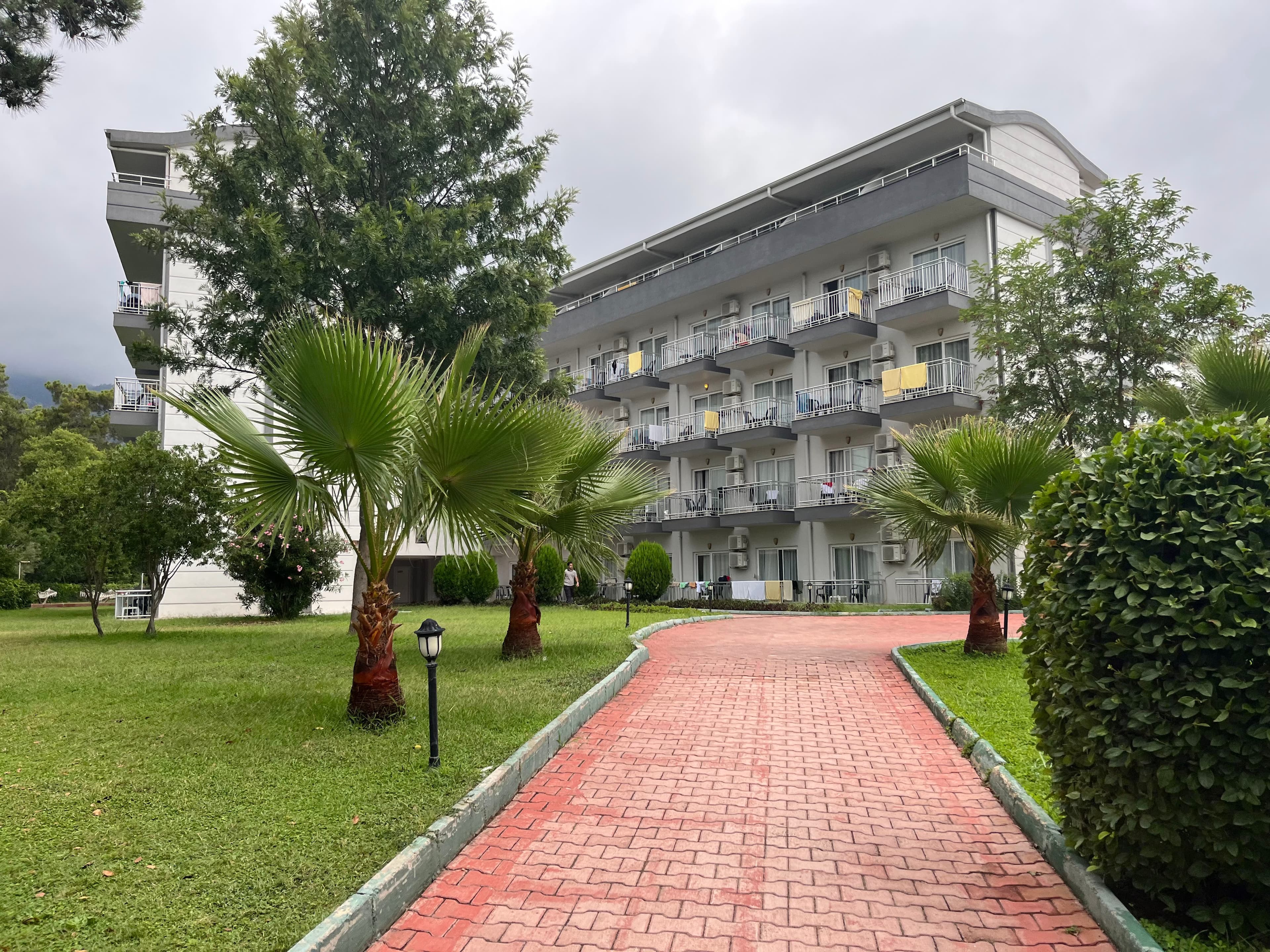 ALDER GARDEN HOTEL