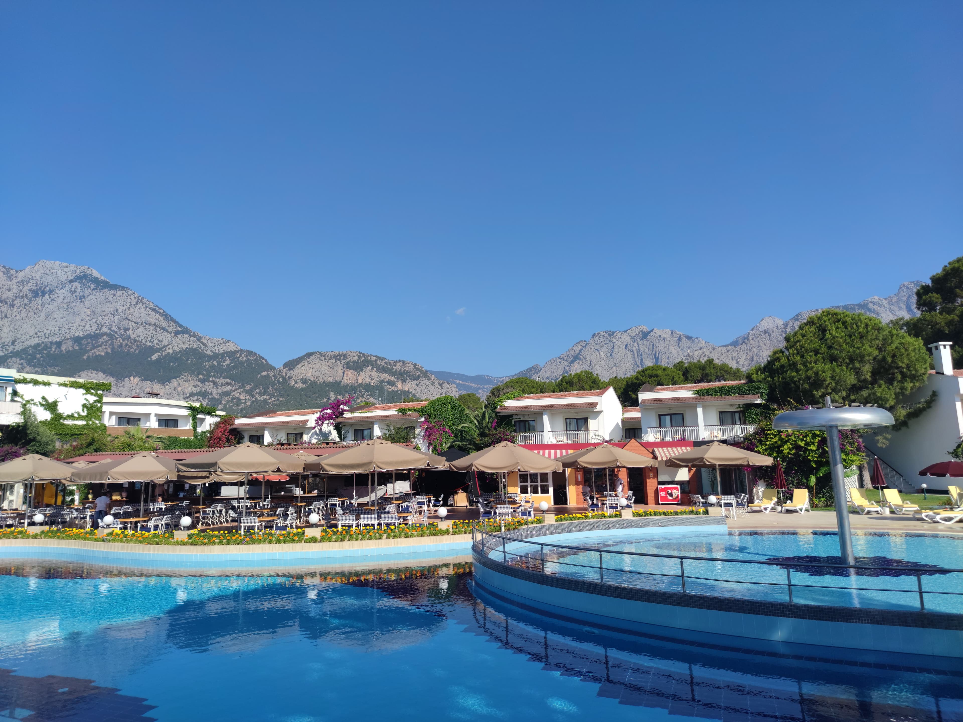 Club Boran Mare Beach