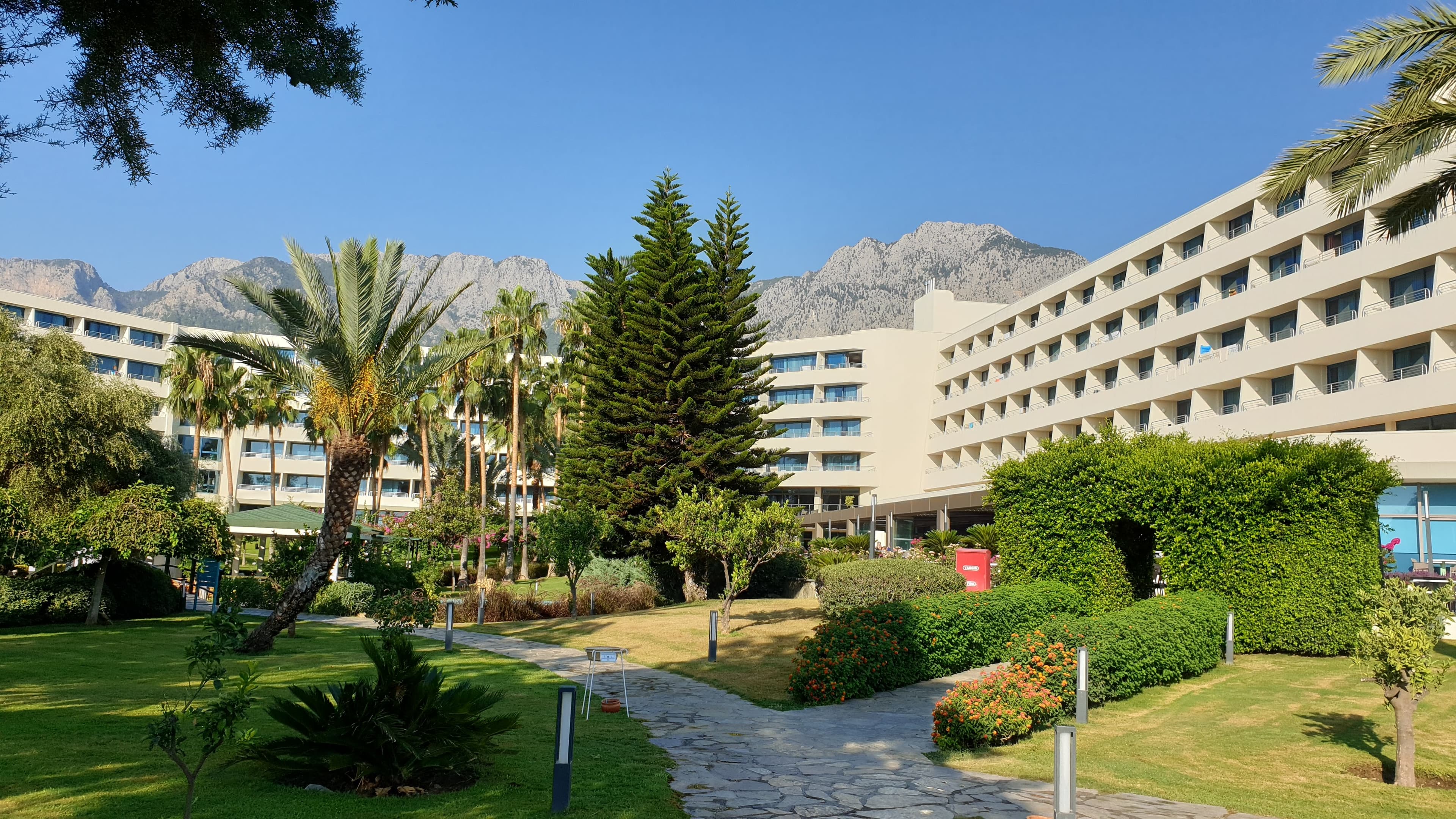 Mirage Park Resort - photo 10