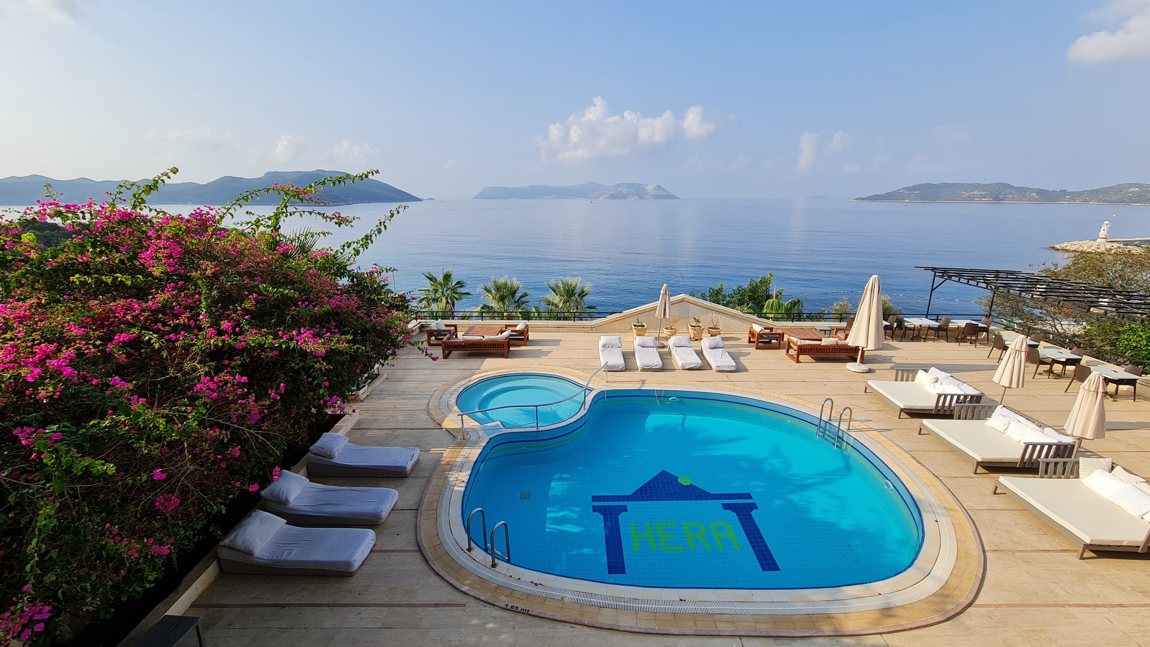 Hera Hotel - photo 3