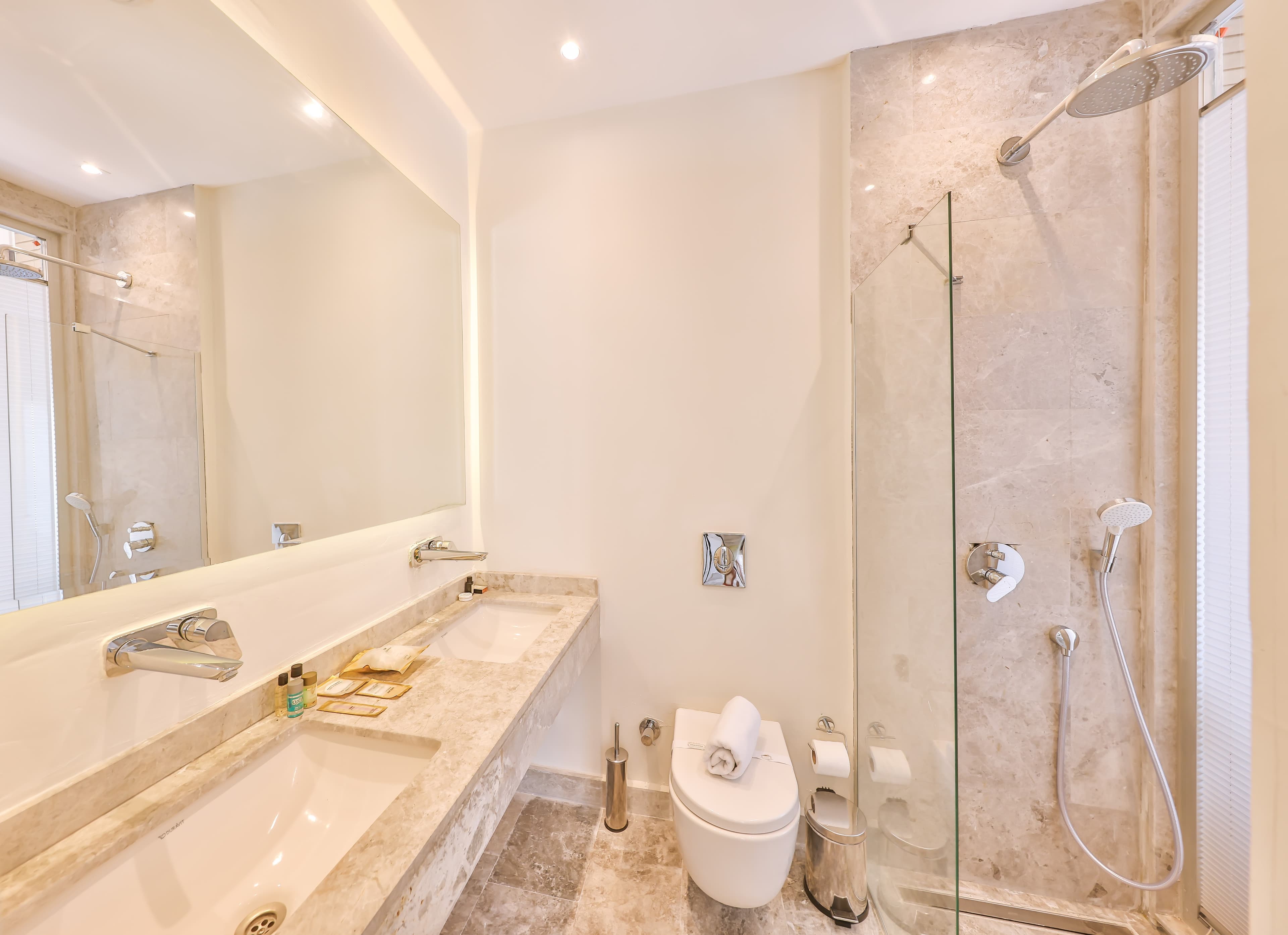 Hera Hotel - photo 4