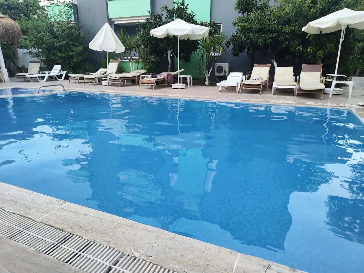 Anita Kemer Noch Hotel - photo 3