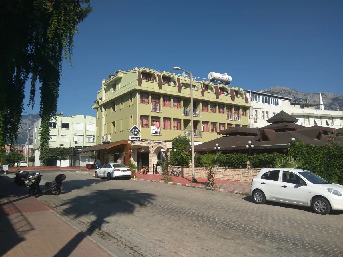Kami Hotel - photo 7