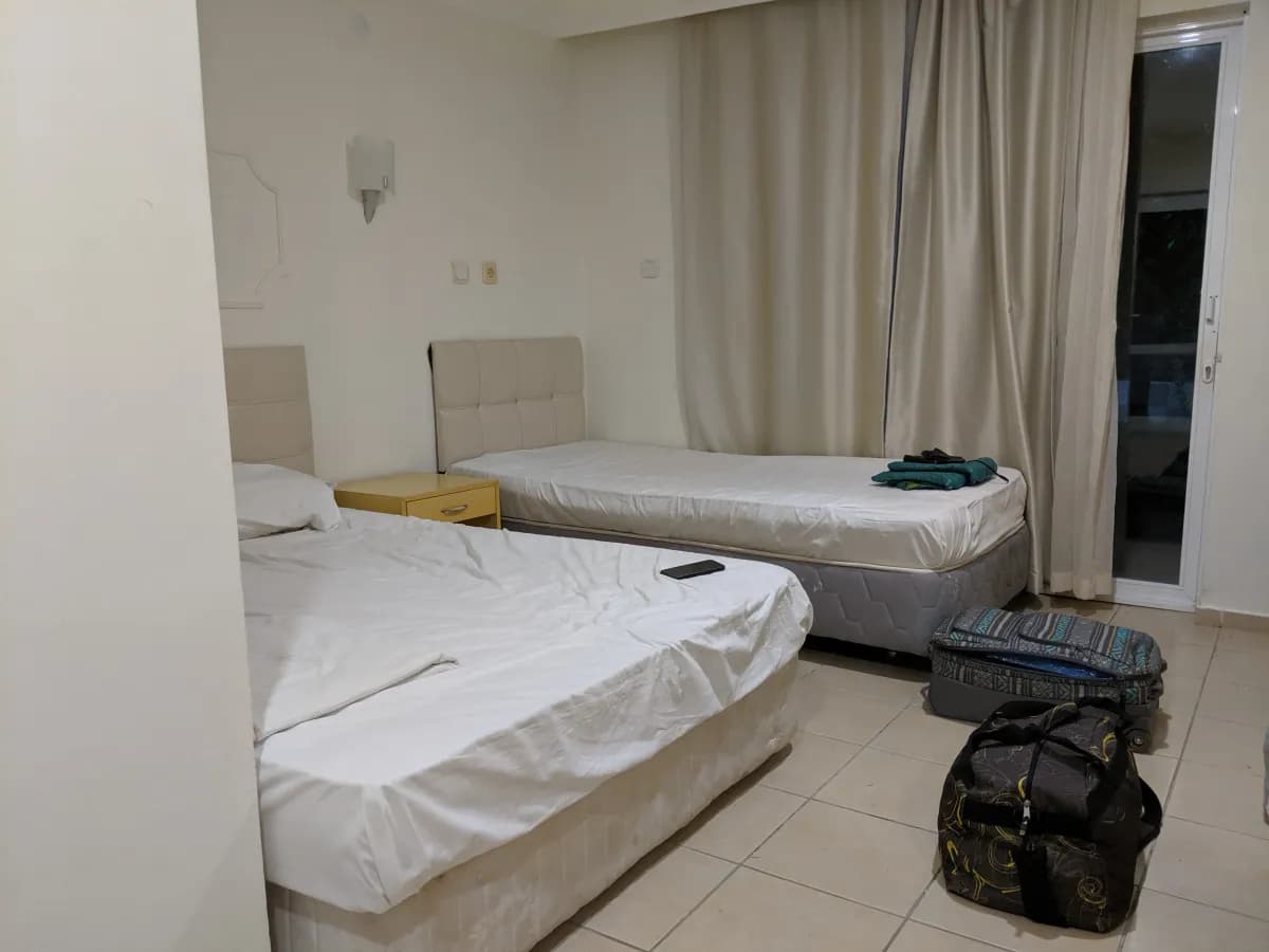Ares Endam Hotel - photo 2