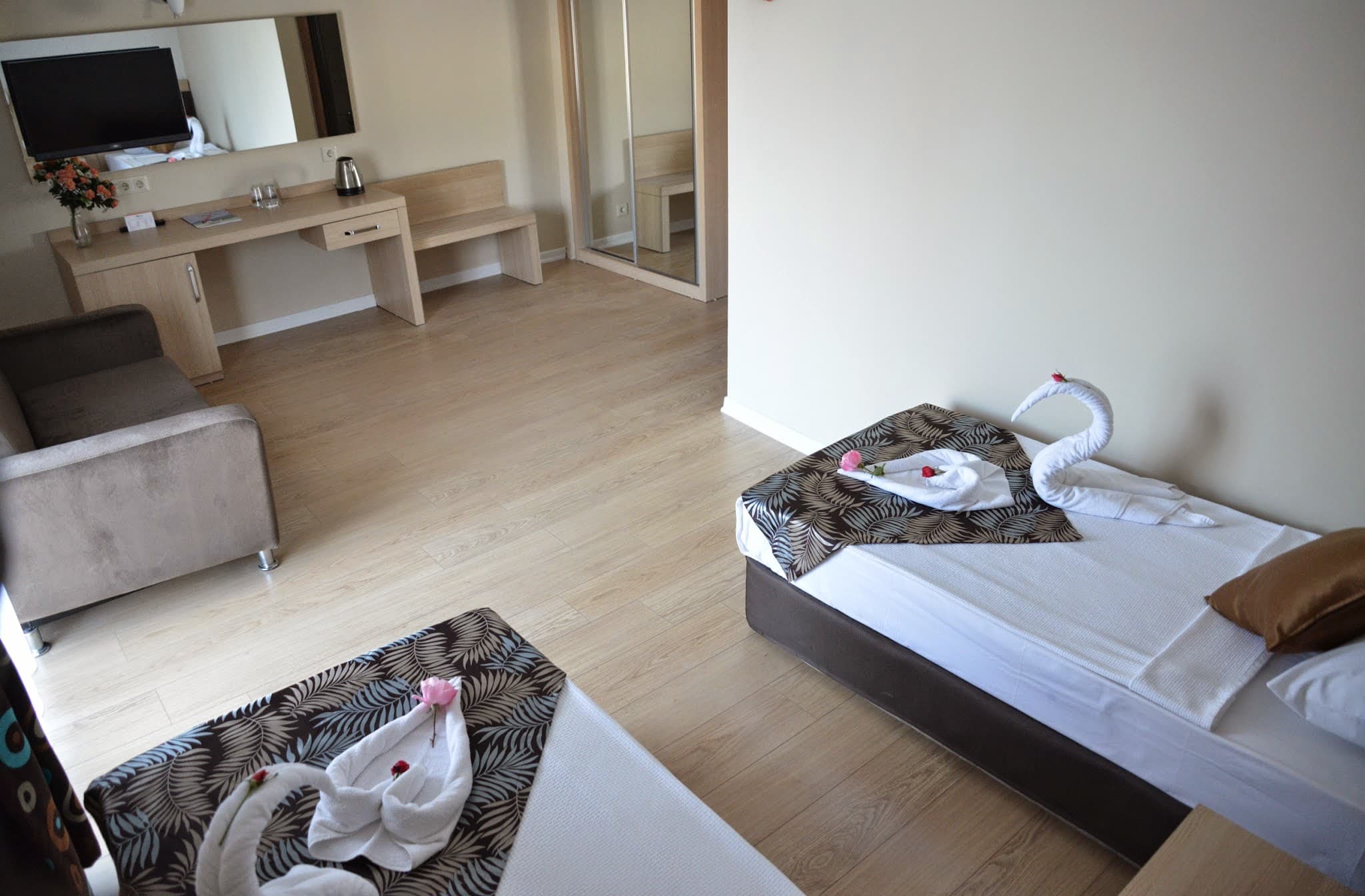 ASDEM PARK HOTEL - photo 2