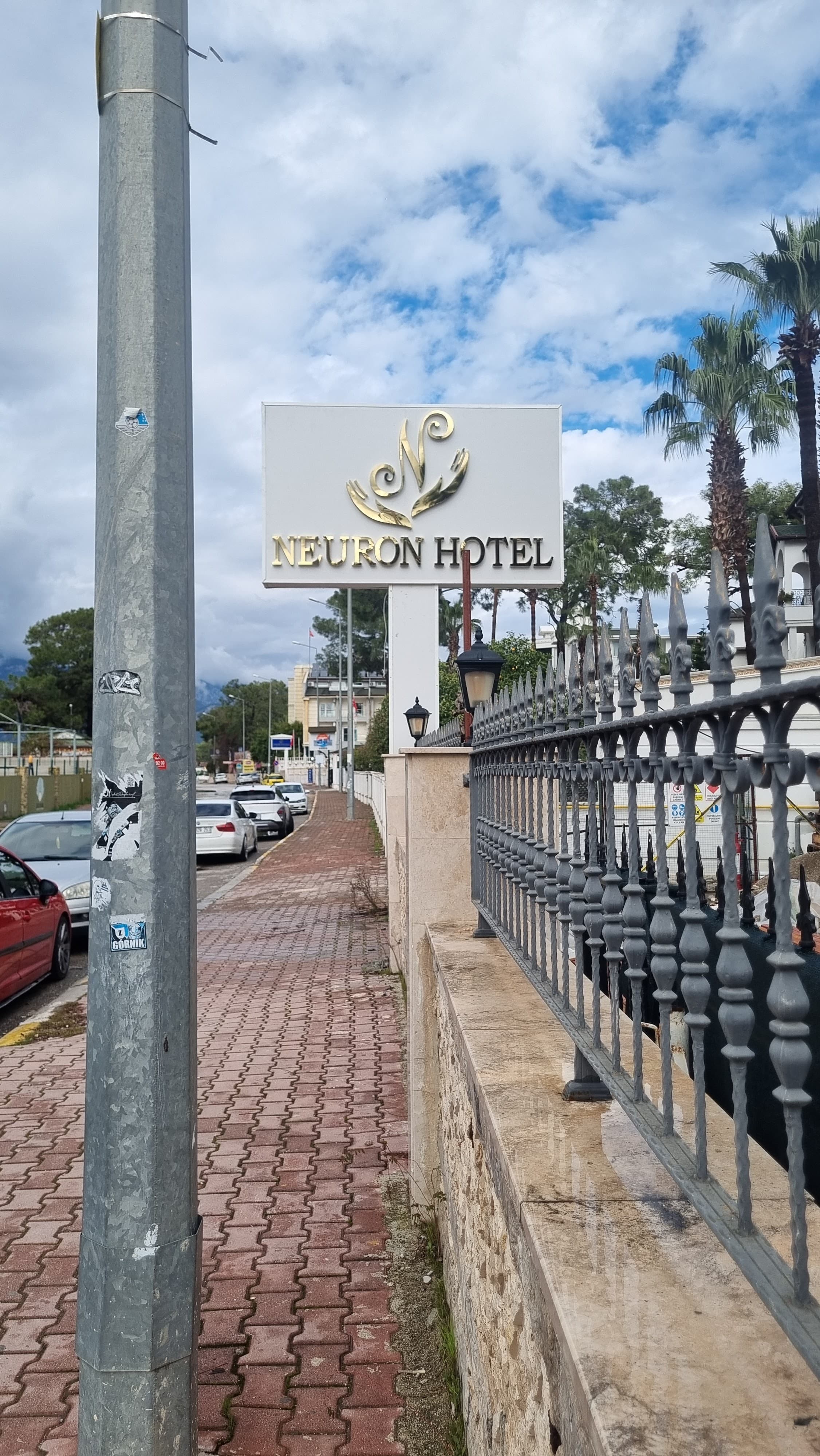 Neuron Hotel - photo 7