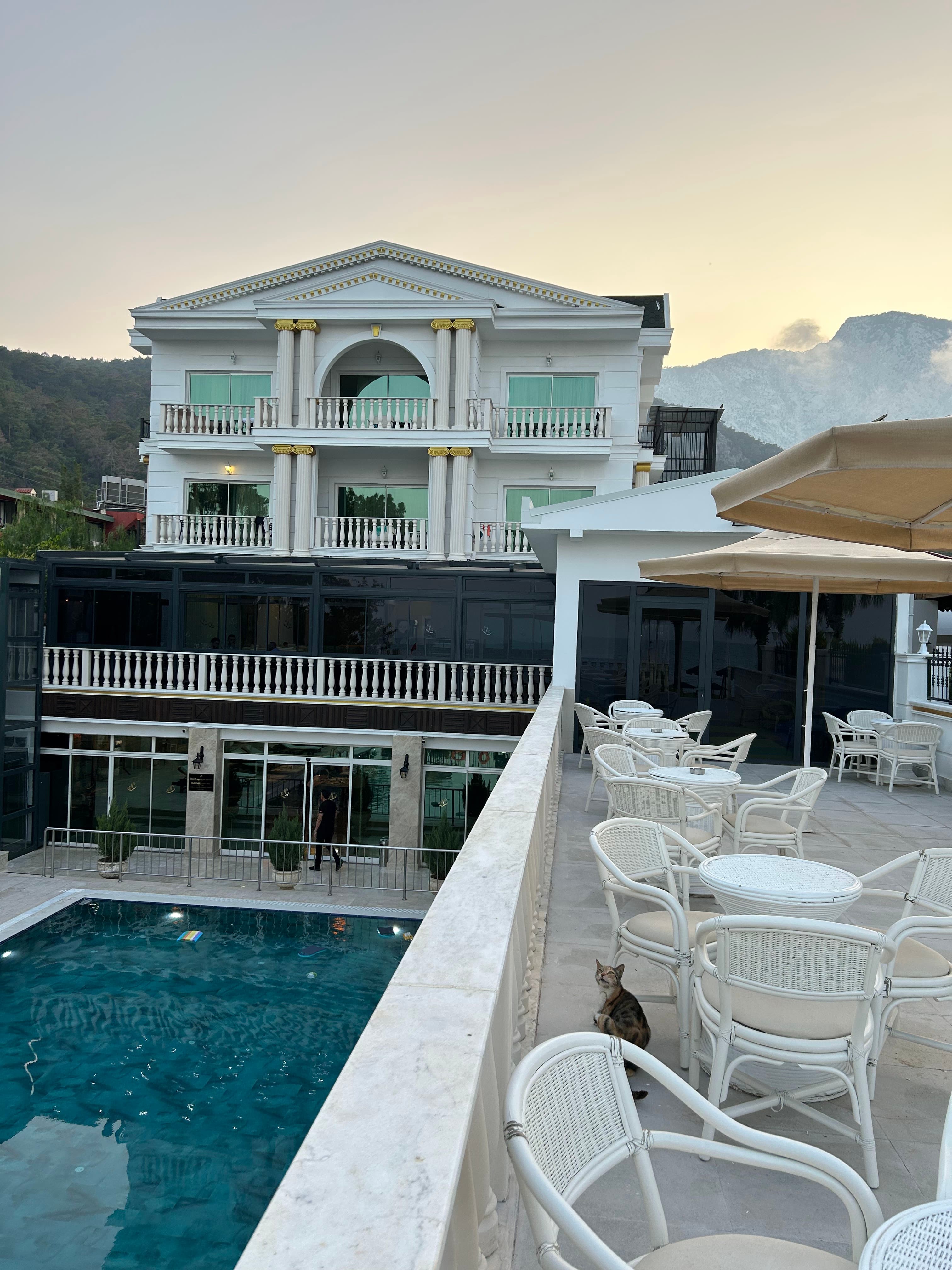 Neuron Hotel - photo 10