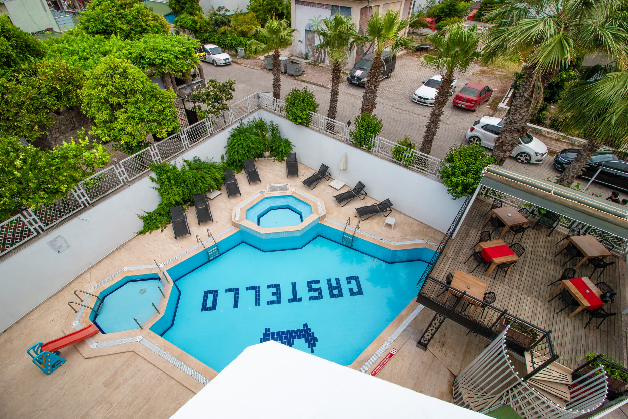 Castello Hotel & Aparts - photo 3