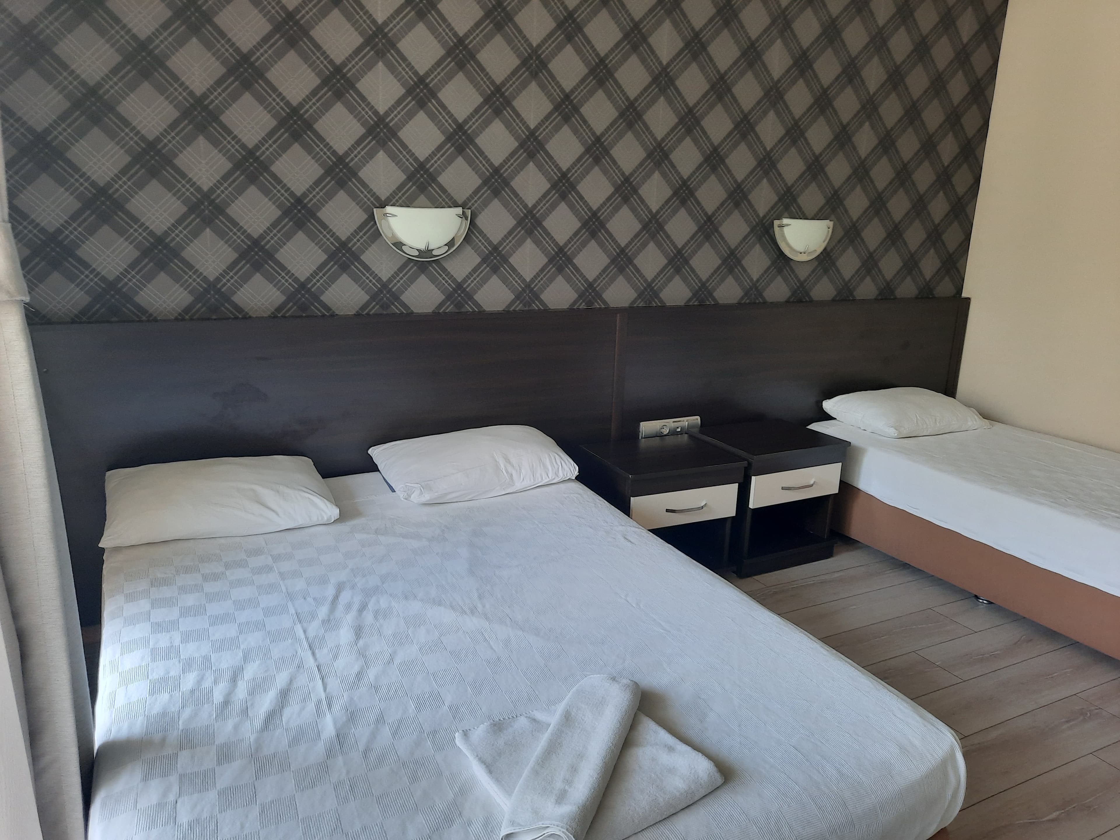 Castle Park Hotel - photo 9