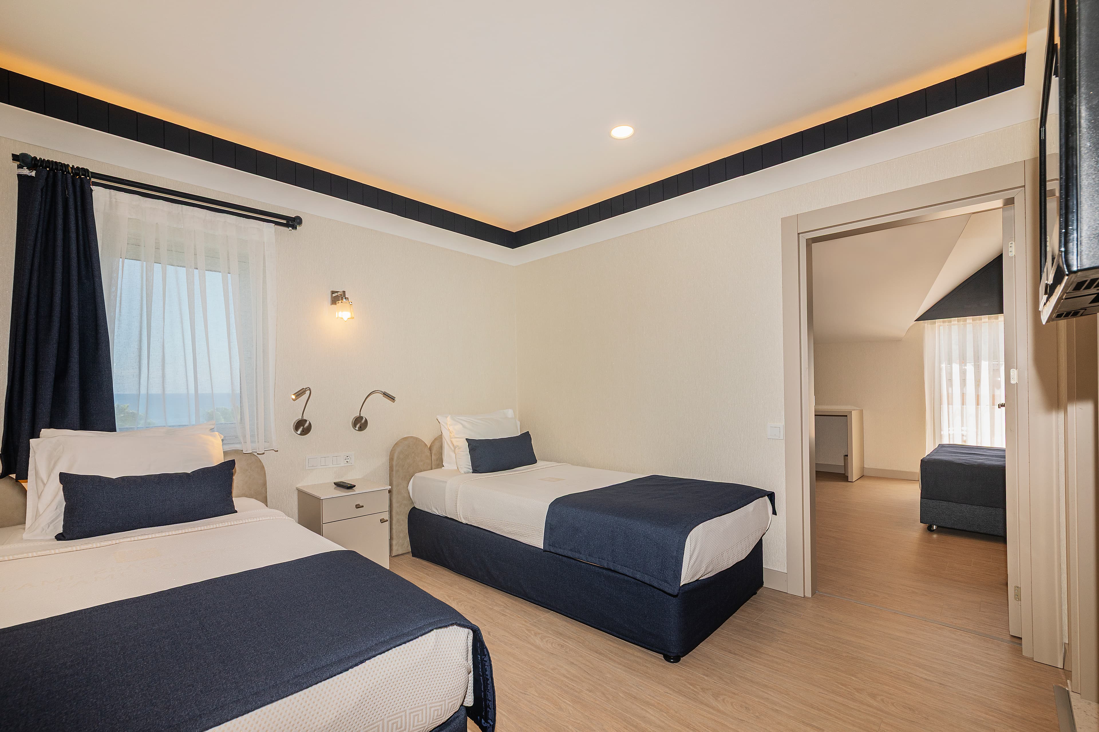 Fame Beach Hotel - photo 7
