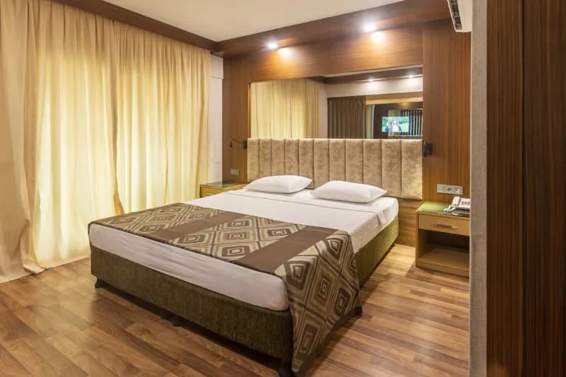 Fame Beach Hotel - photo 8