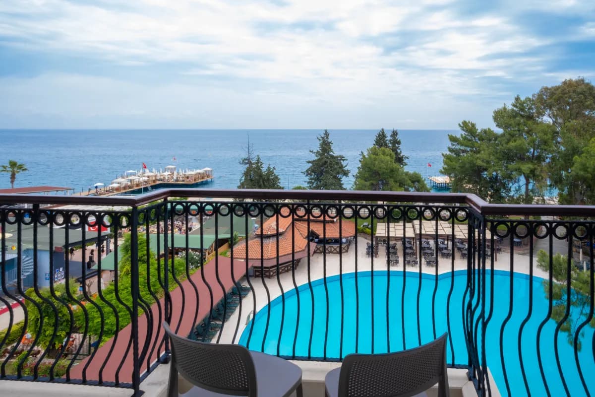 Fore Resort & Spa - photo 3