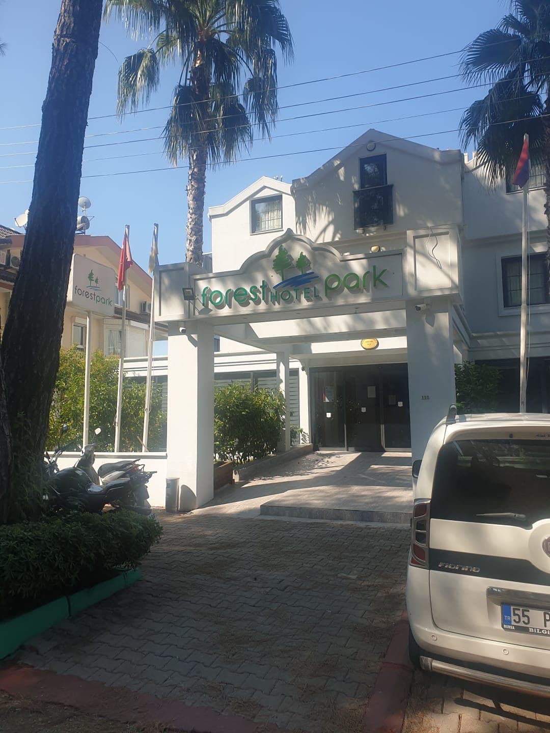 Forest Park Hotel