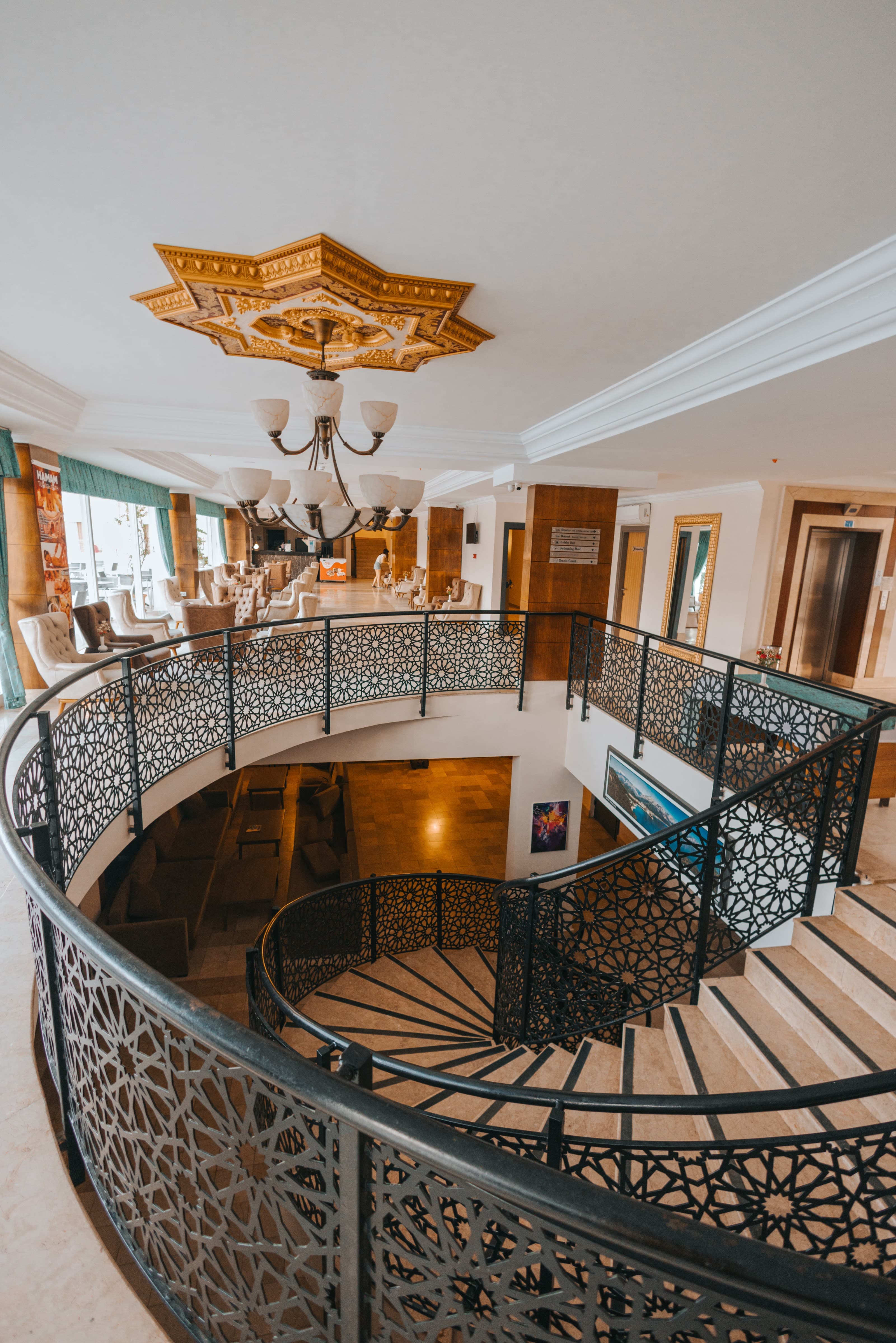 Viking Garden Hotel - photo 9