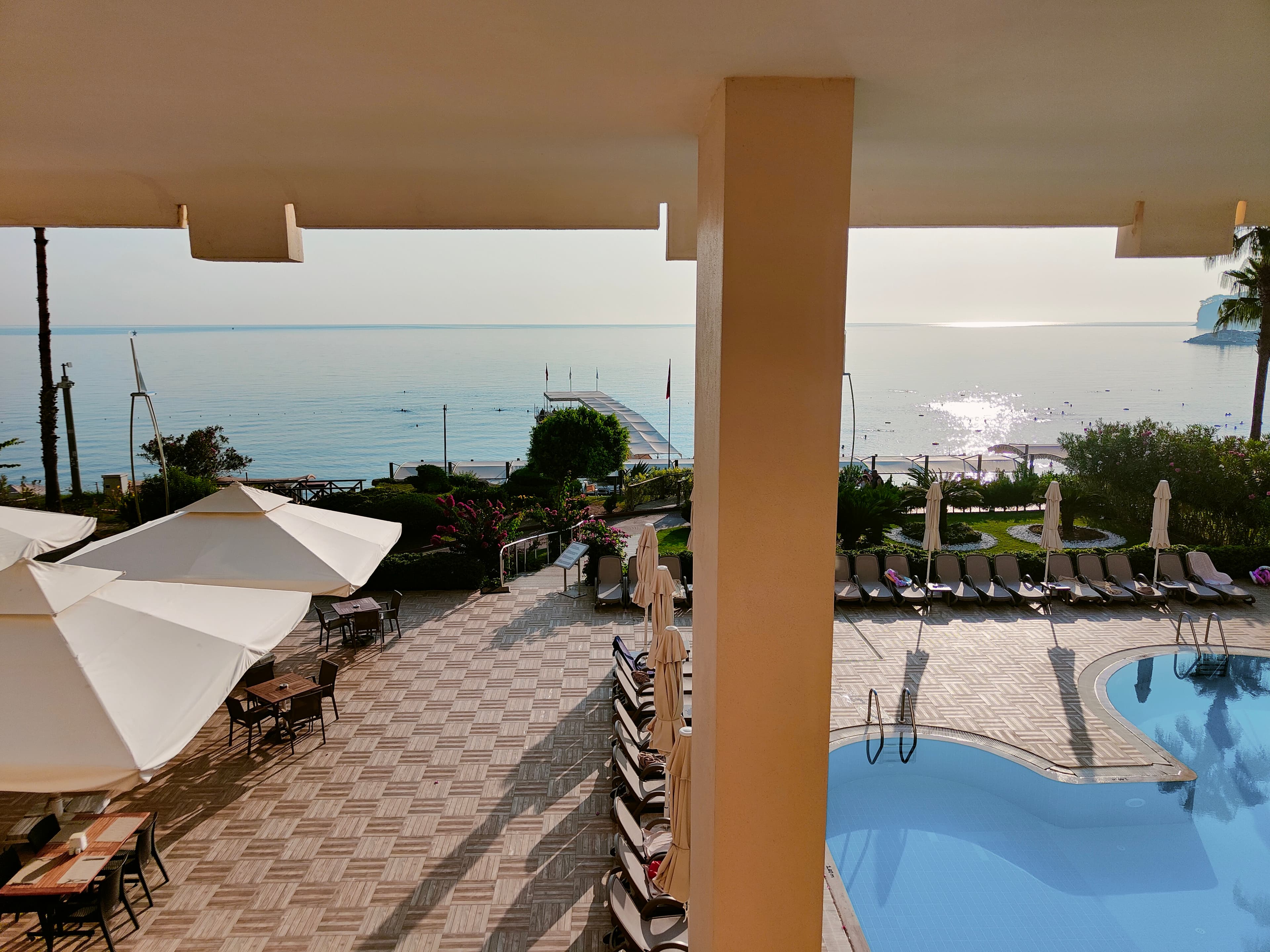 Golden Lotus Hotel - photo 3