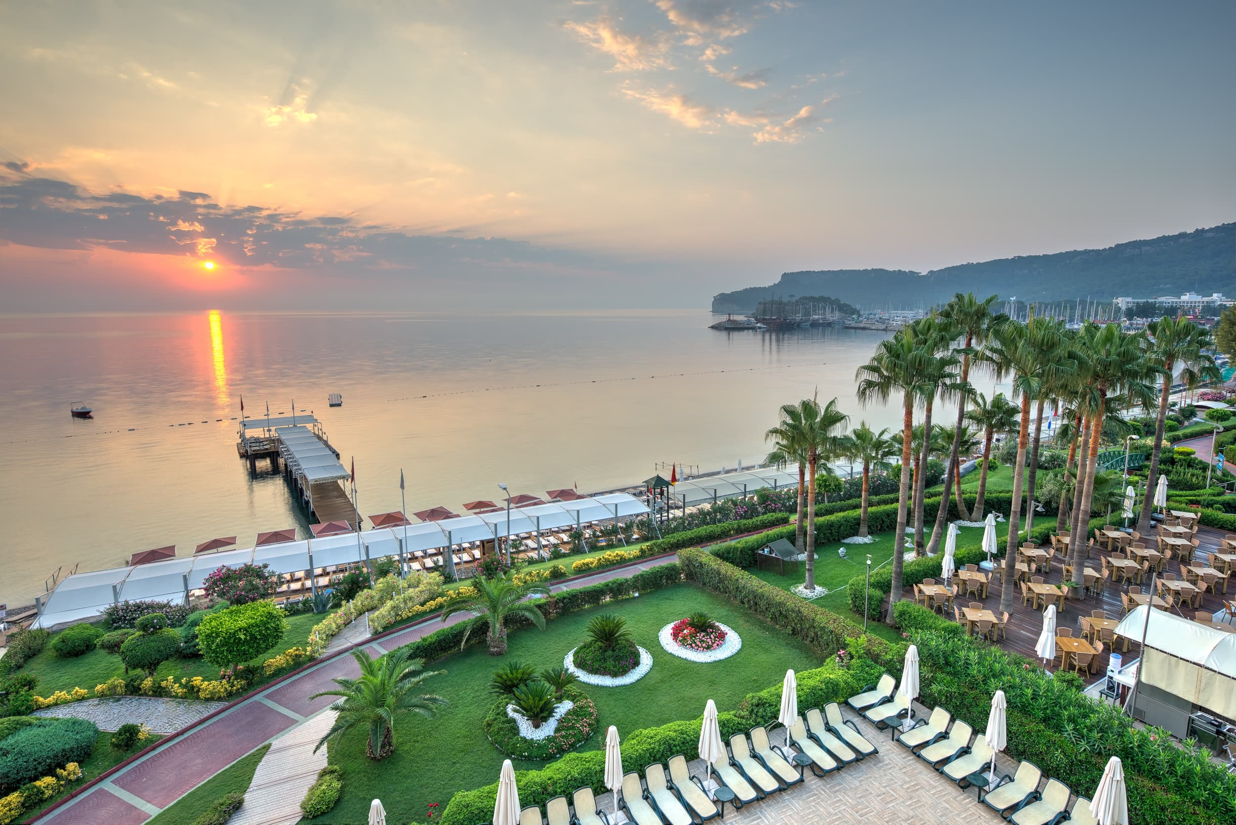 Golden Lotus Hotel - photo 6