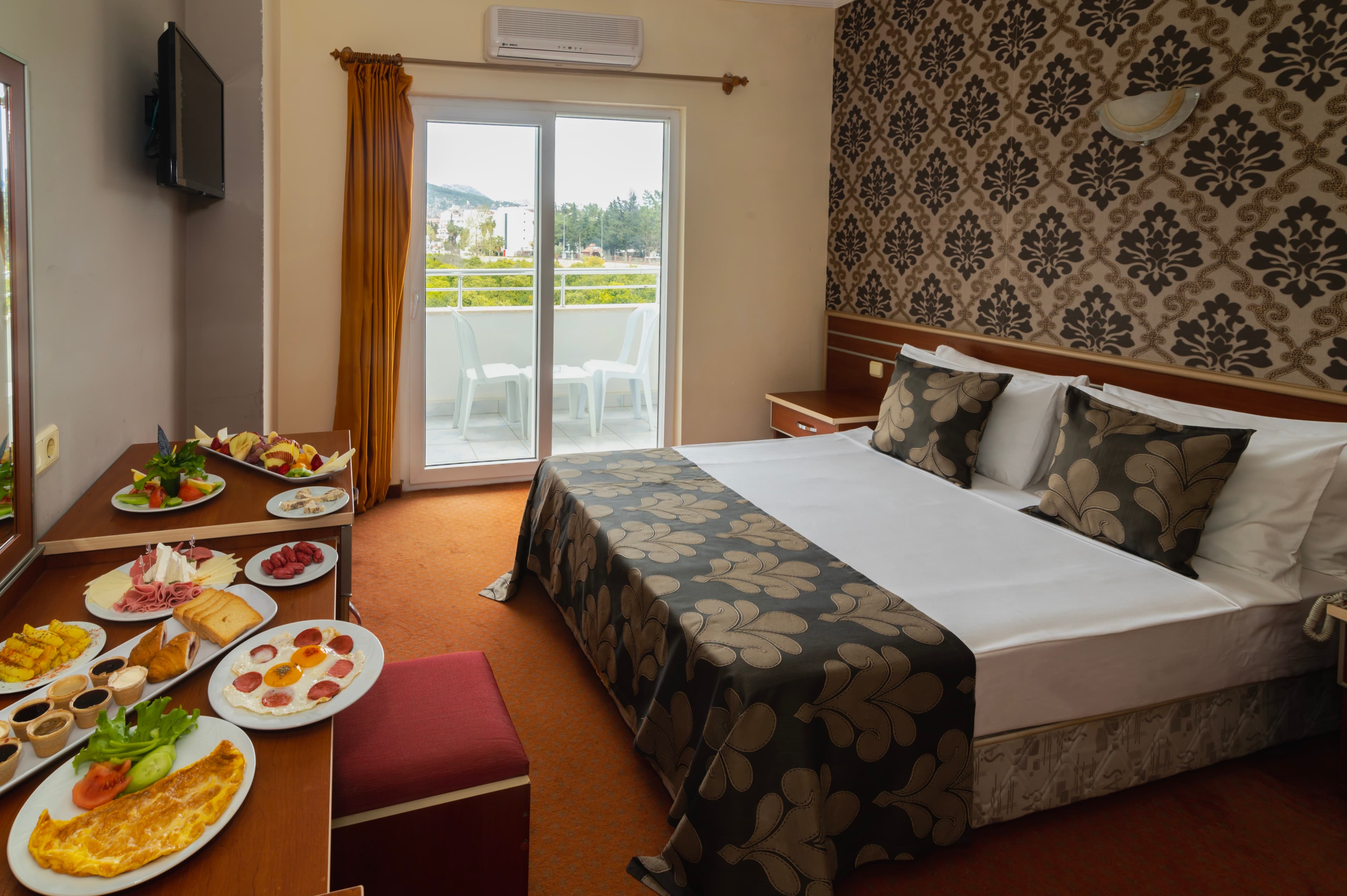 Grand Hotel Derin - photo 2