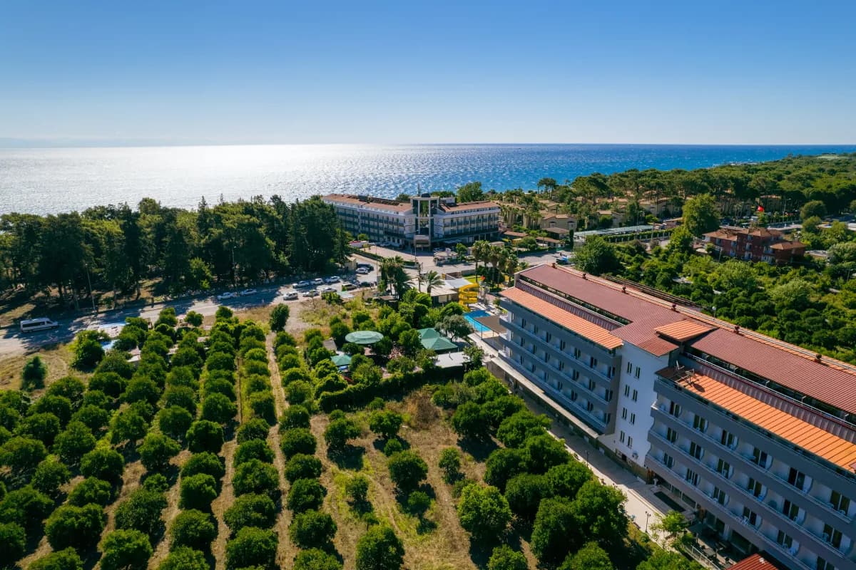 Grand Hotel Derin - photo 6