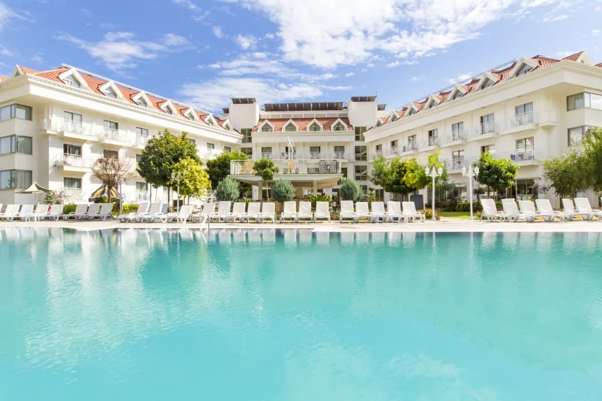 Grand Miramor Hotel