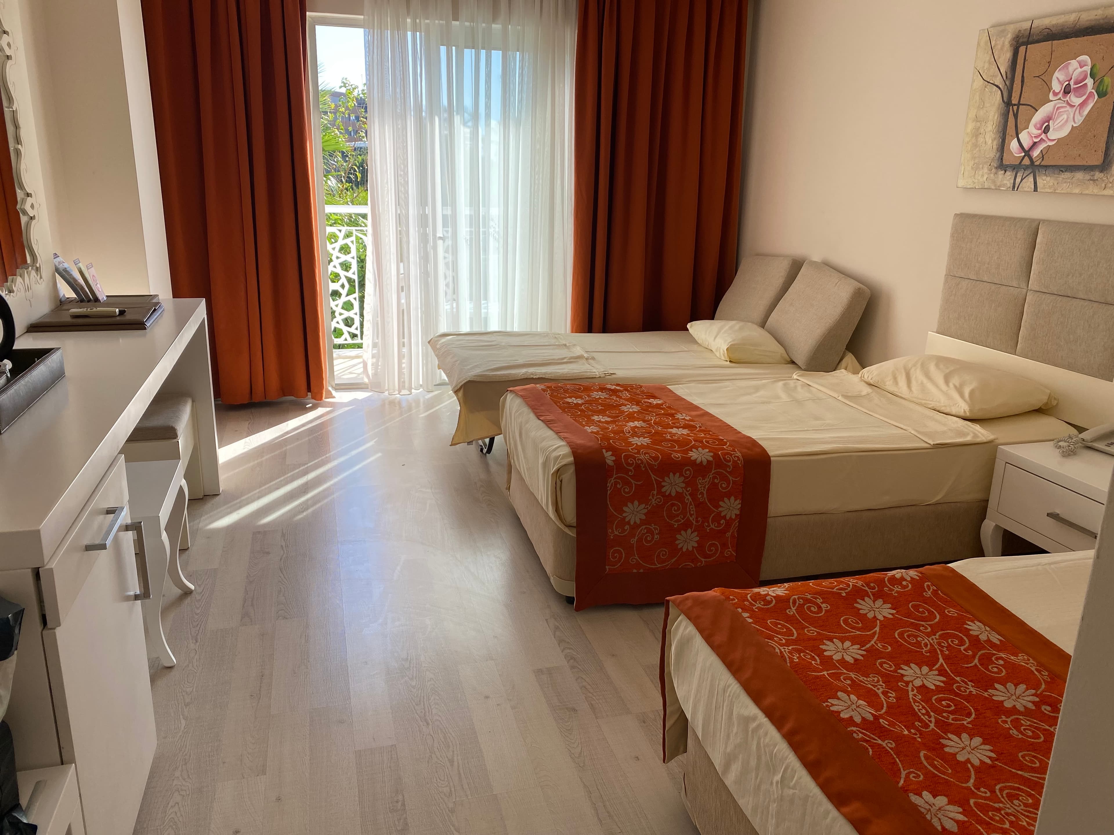 Grand Miramor Hotel - photo 2
