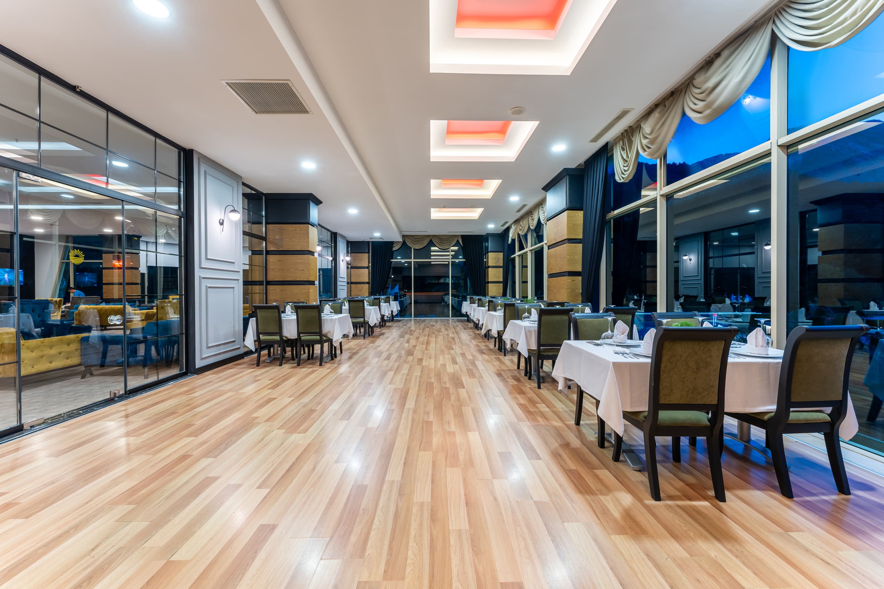 Grand Ring Hotel - photo 5