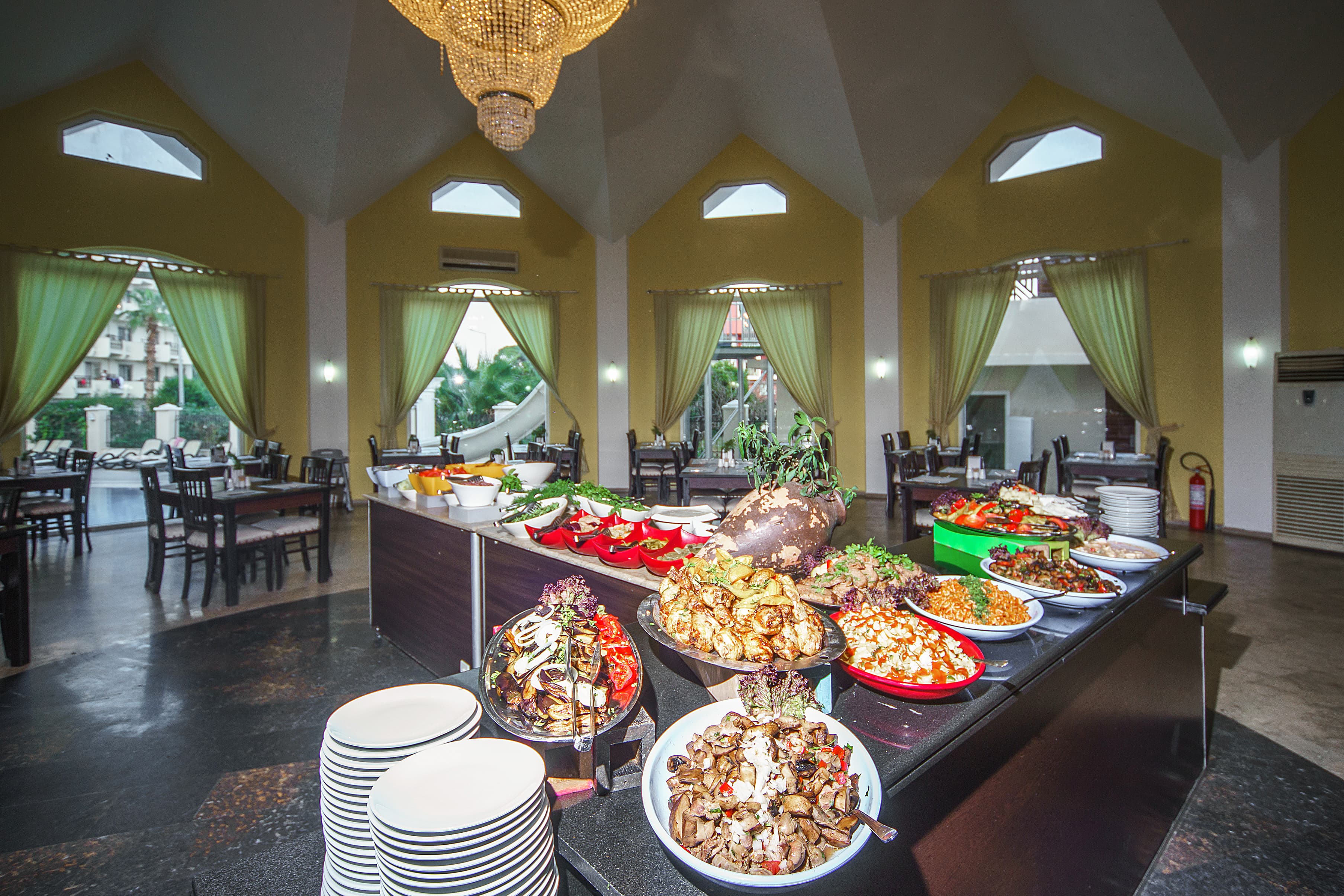 Larissa Inn Hotel - photo 5