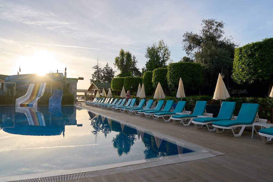 Lims Bona Dea Beach Hotel - photo 3