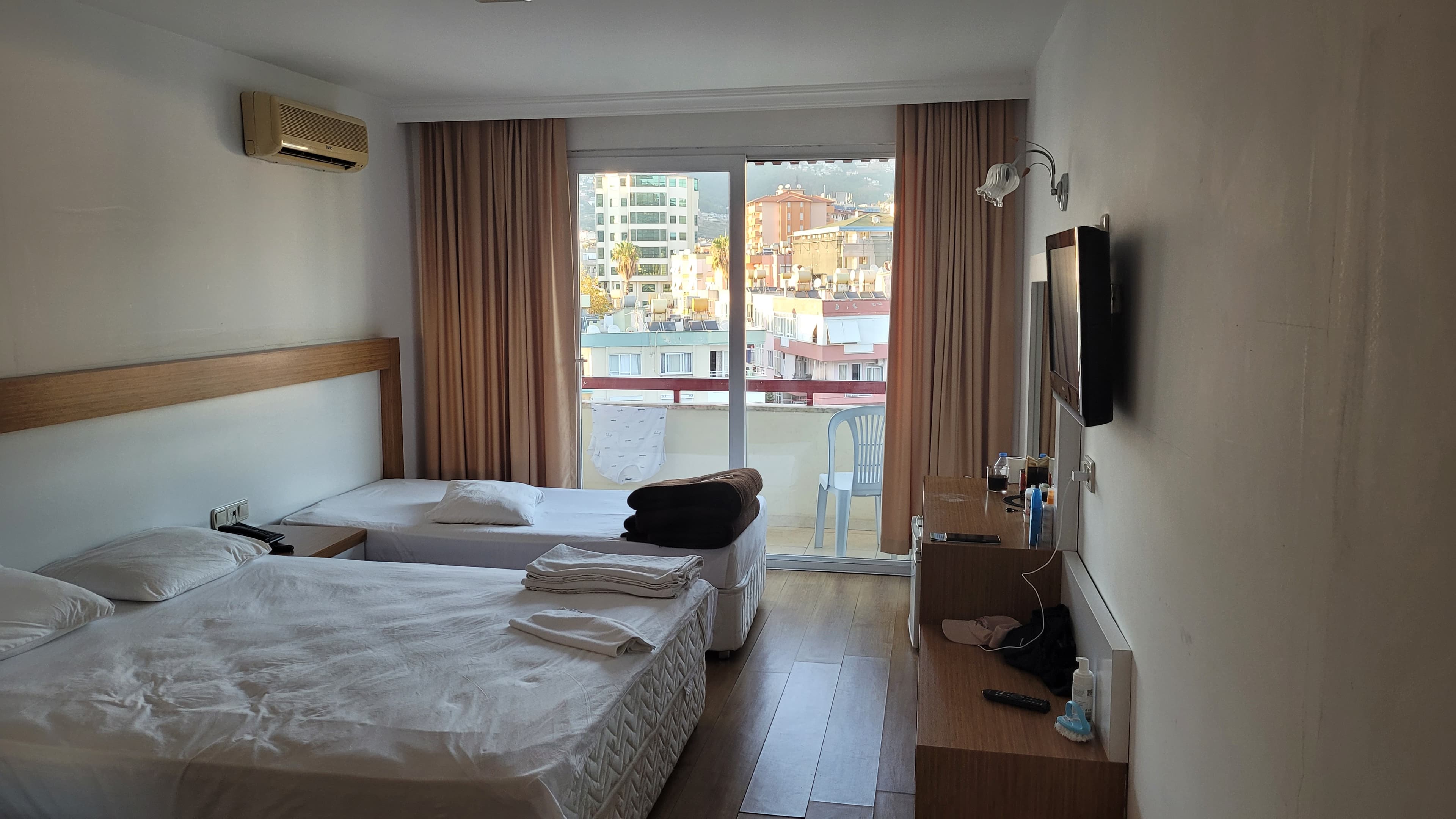 Diamore Hotel - photo 2