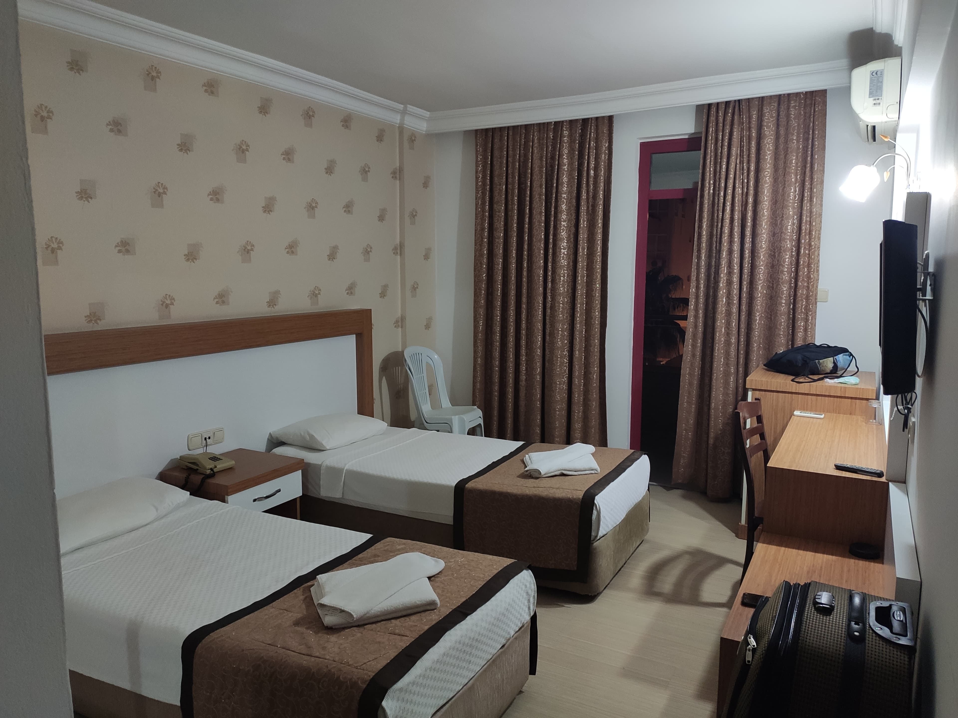 Diamore Hotel - photo 9
