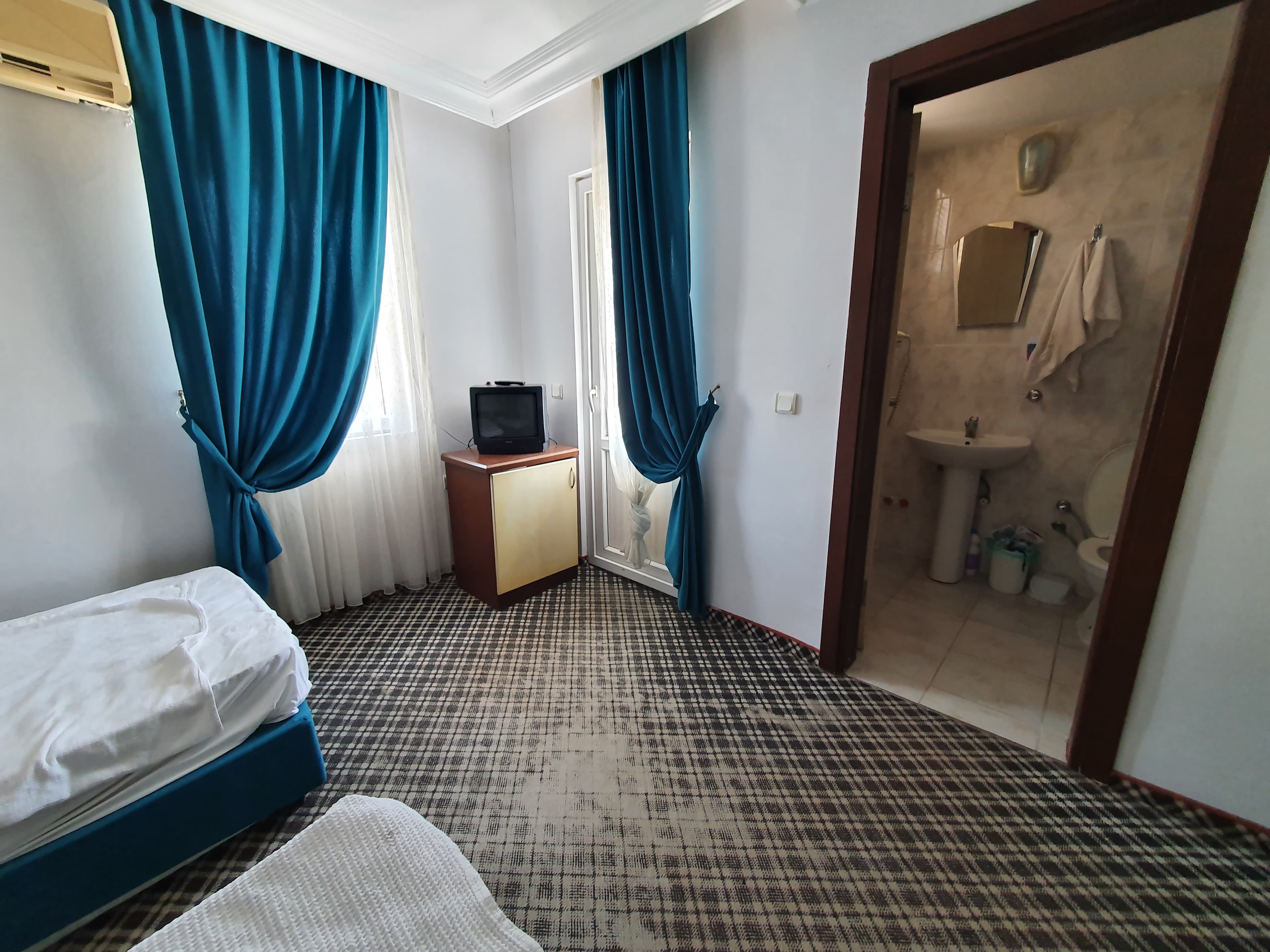 Melodi Hotel - photo 2