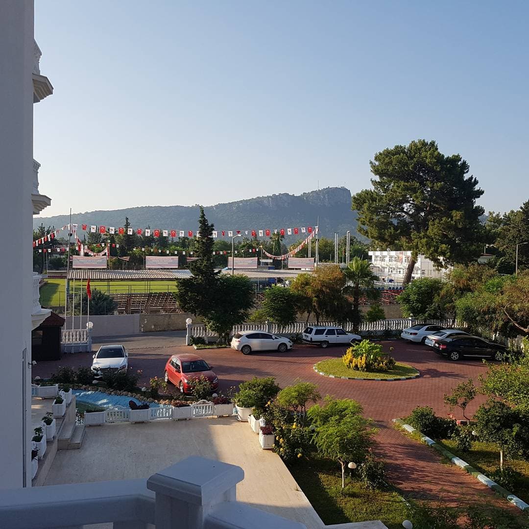 Mira Garden Resort - photo 9