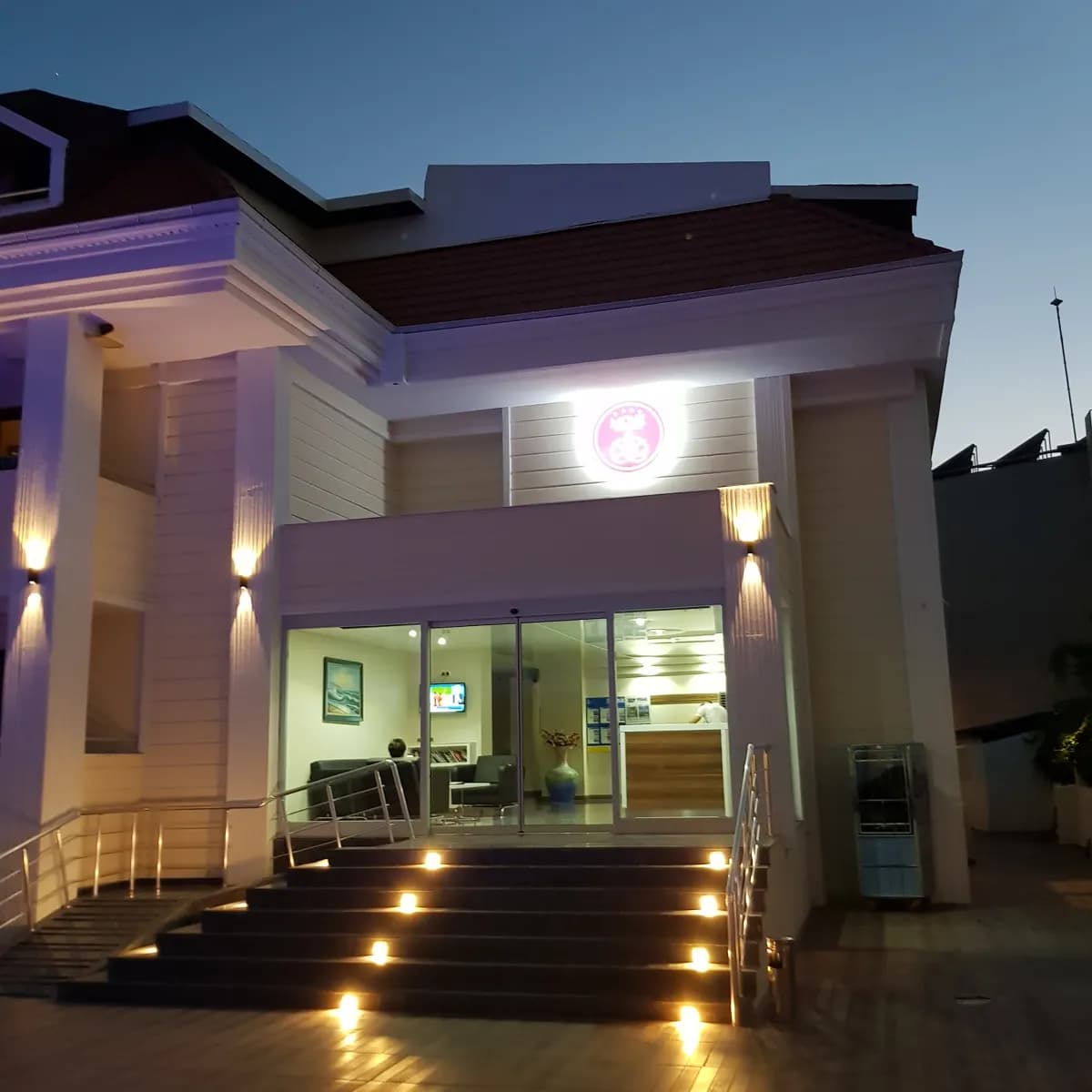 Monk Boutique Hotel - photo 8