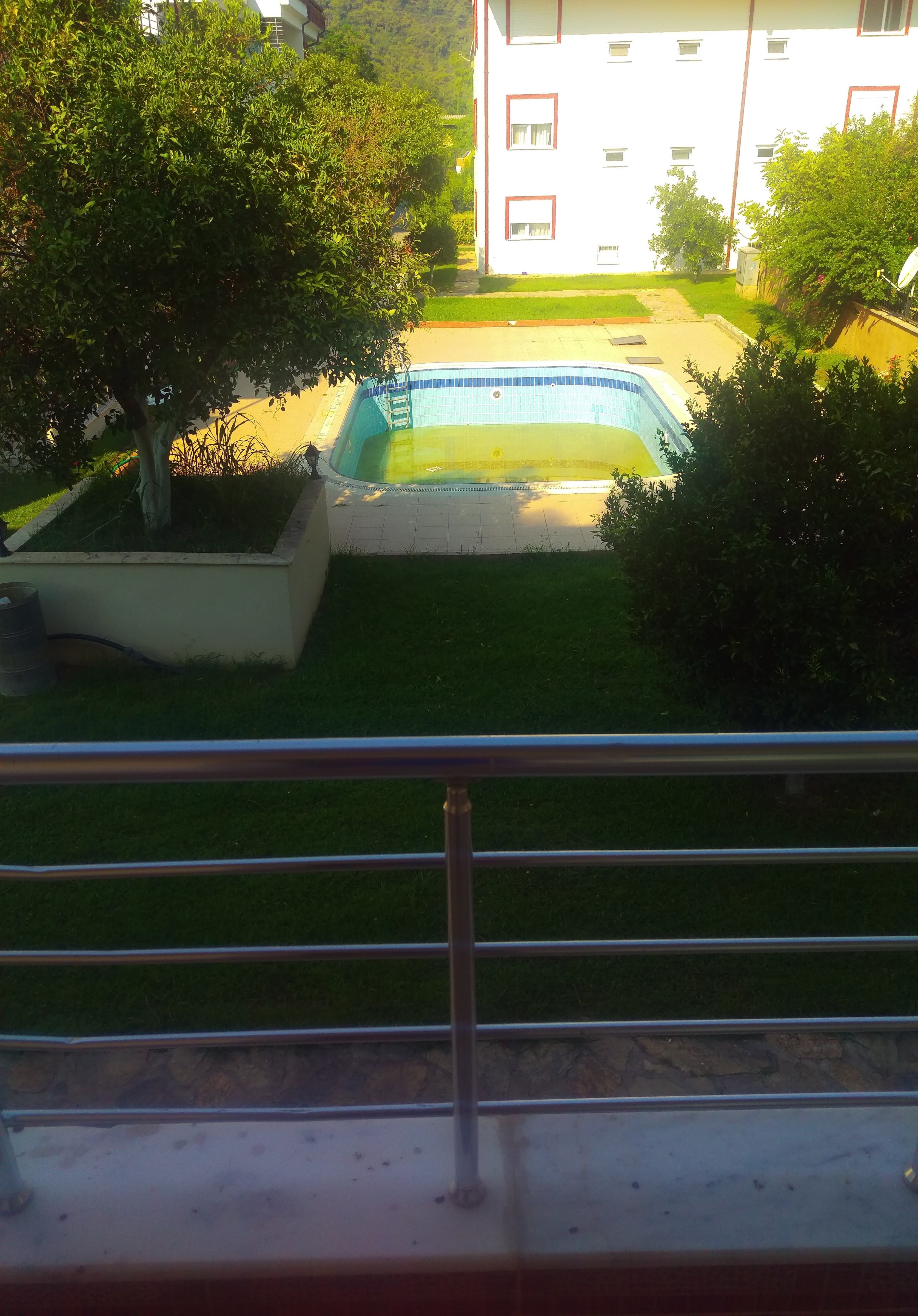 Monna Roza Family Garden