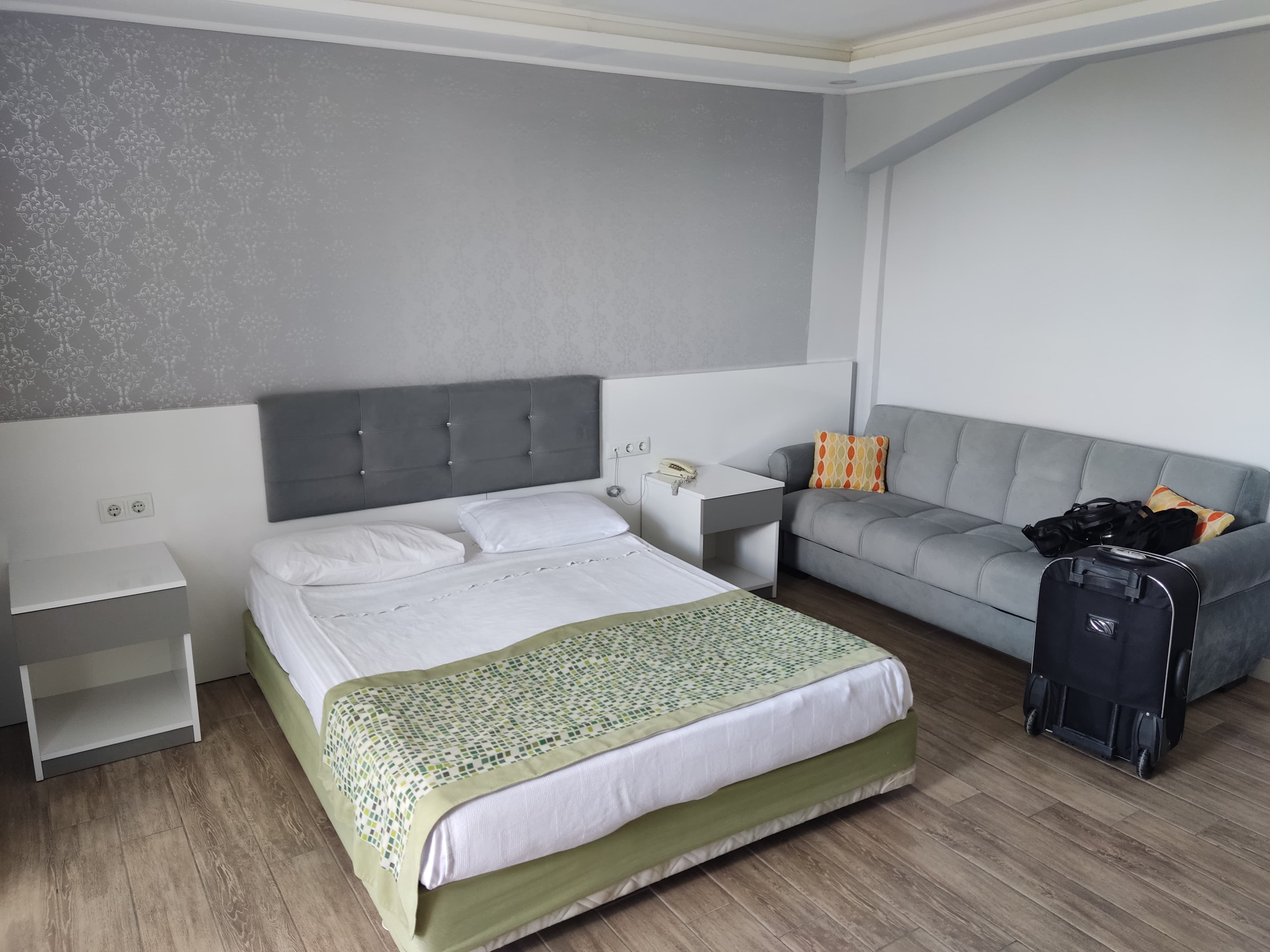 More Beach Hotel - photo 2