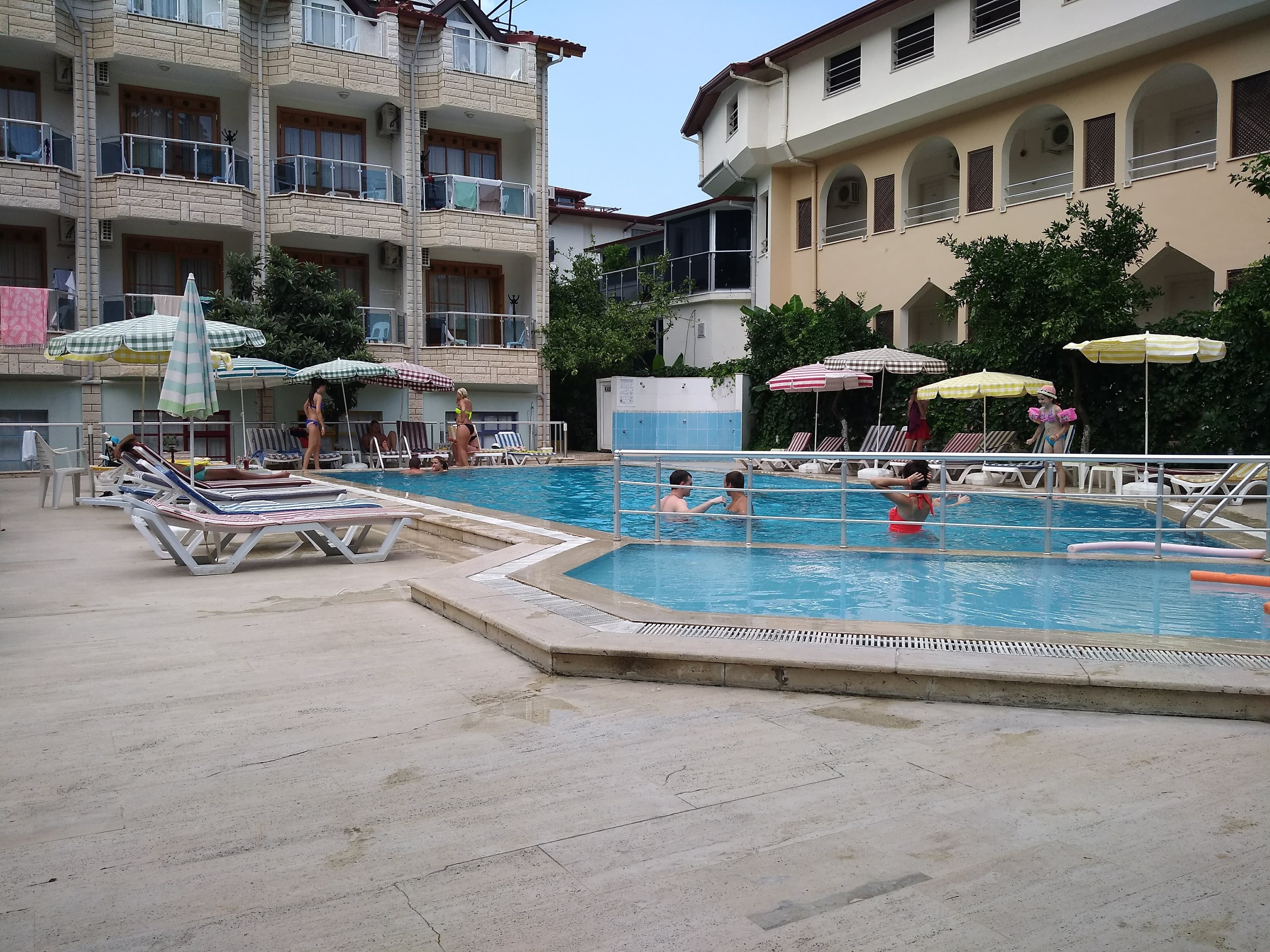 Mr Crane Hotel - photo 10