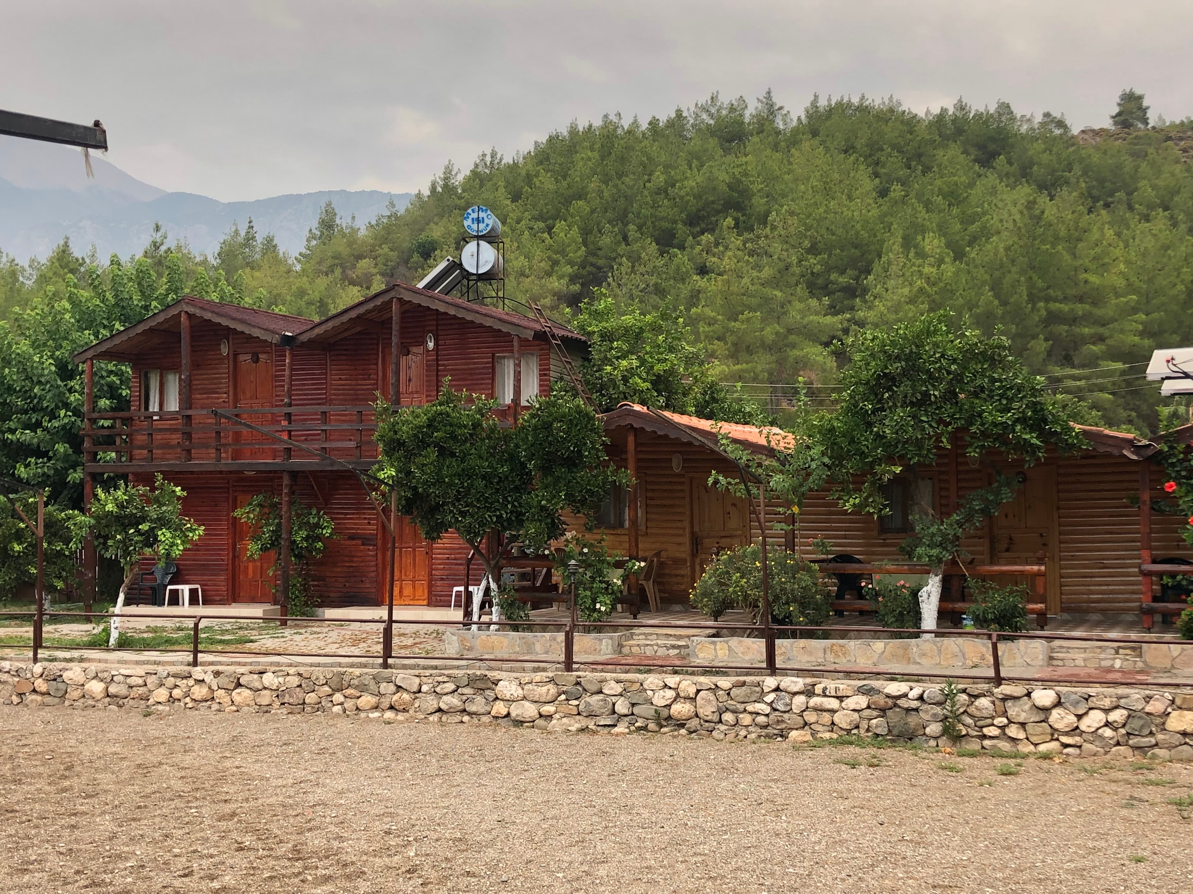 Oranj Ranch Hotel - photo 8