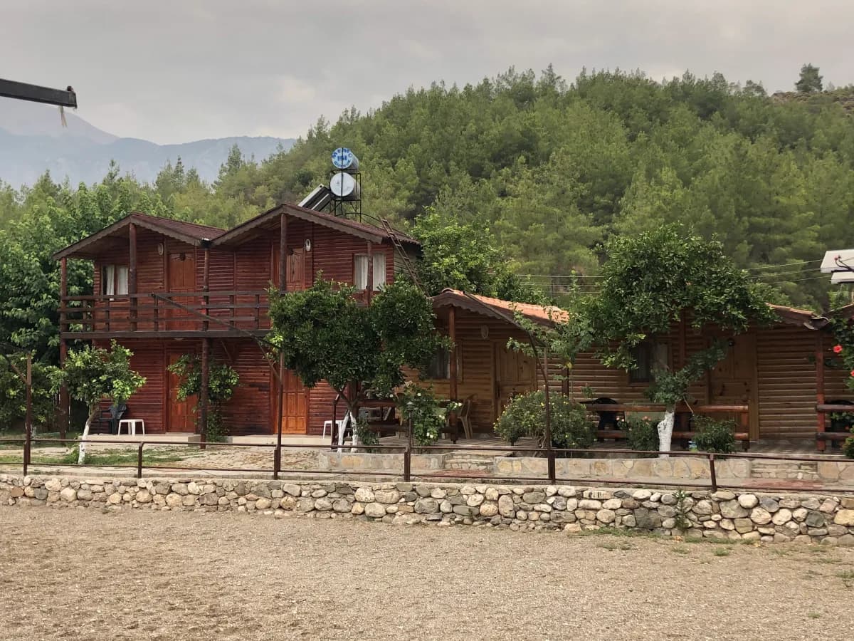 Oranj Ranch Hotel - photo 8