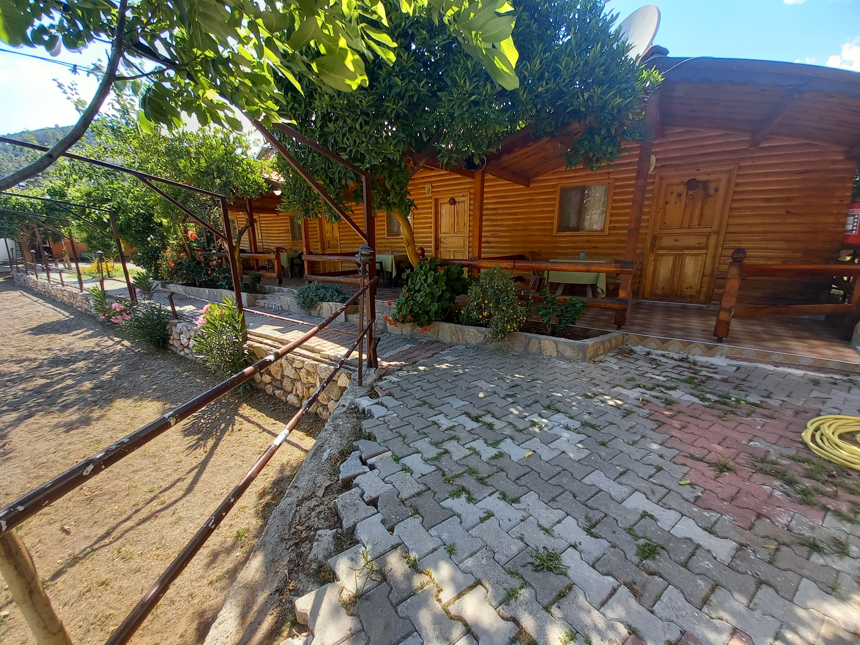Oranj Ranch Hotel - photo 9
