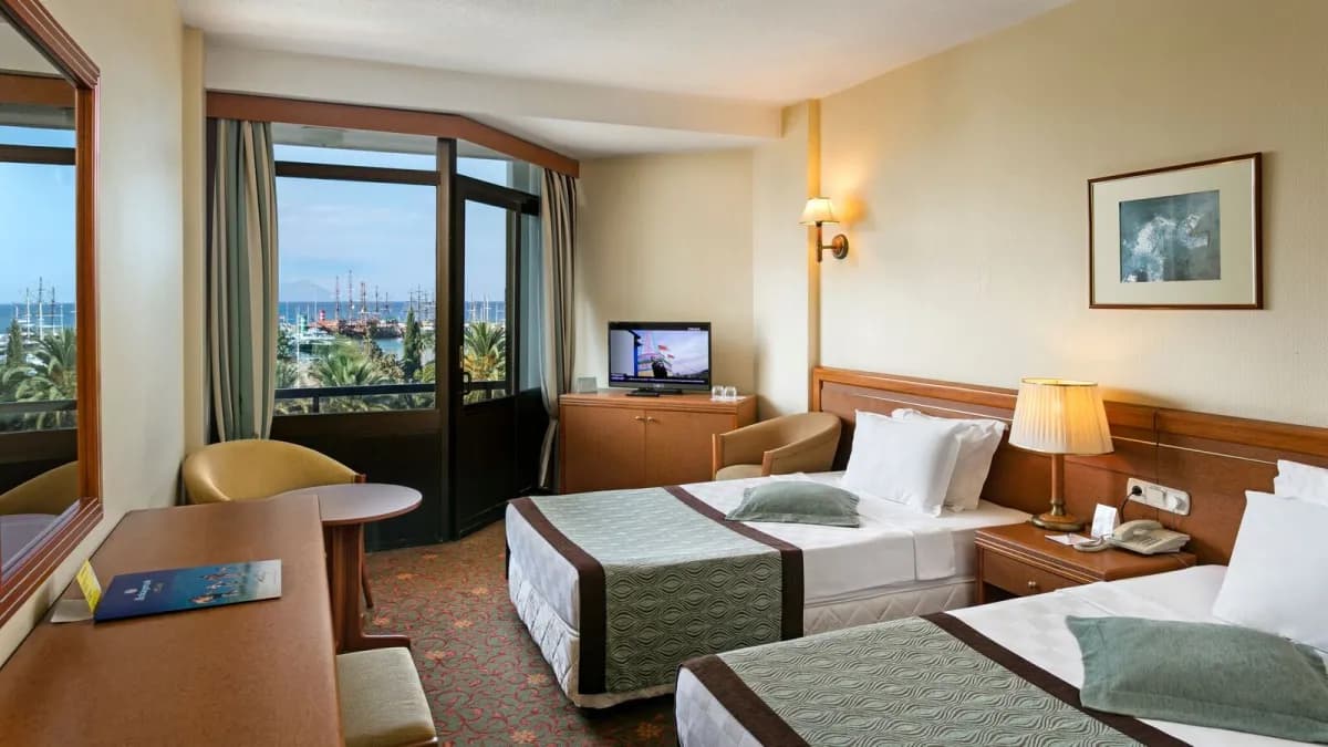 Ozkaymak Marina Hotel - photo 7
