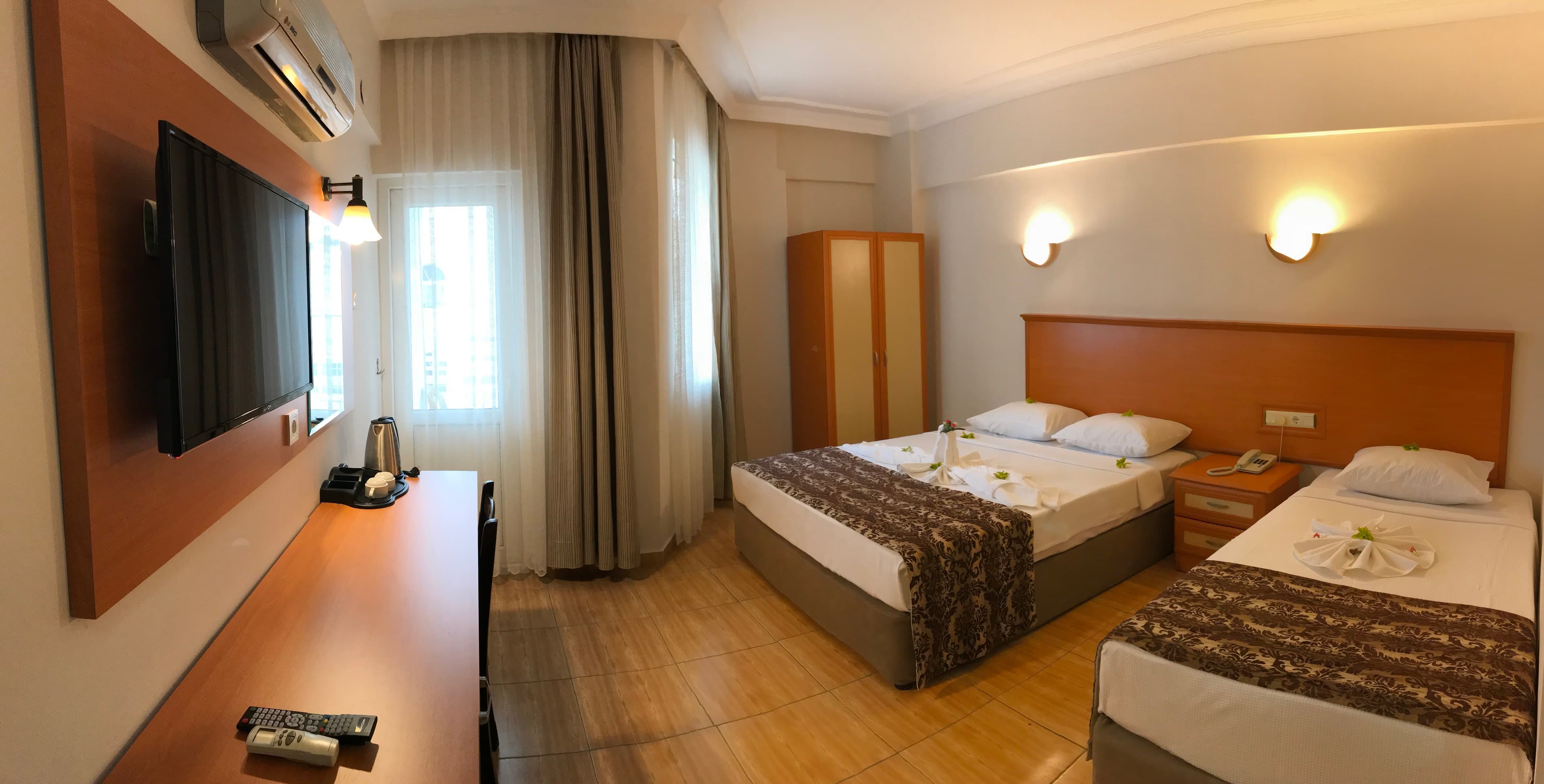 Park Marina Hotel - photo 2