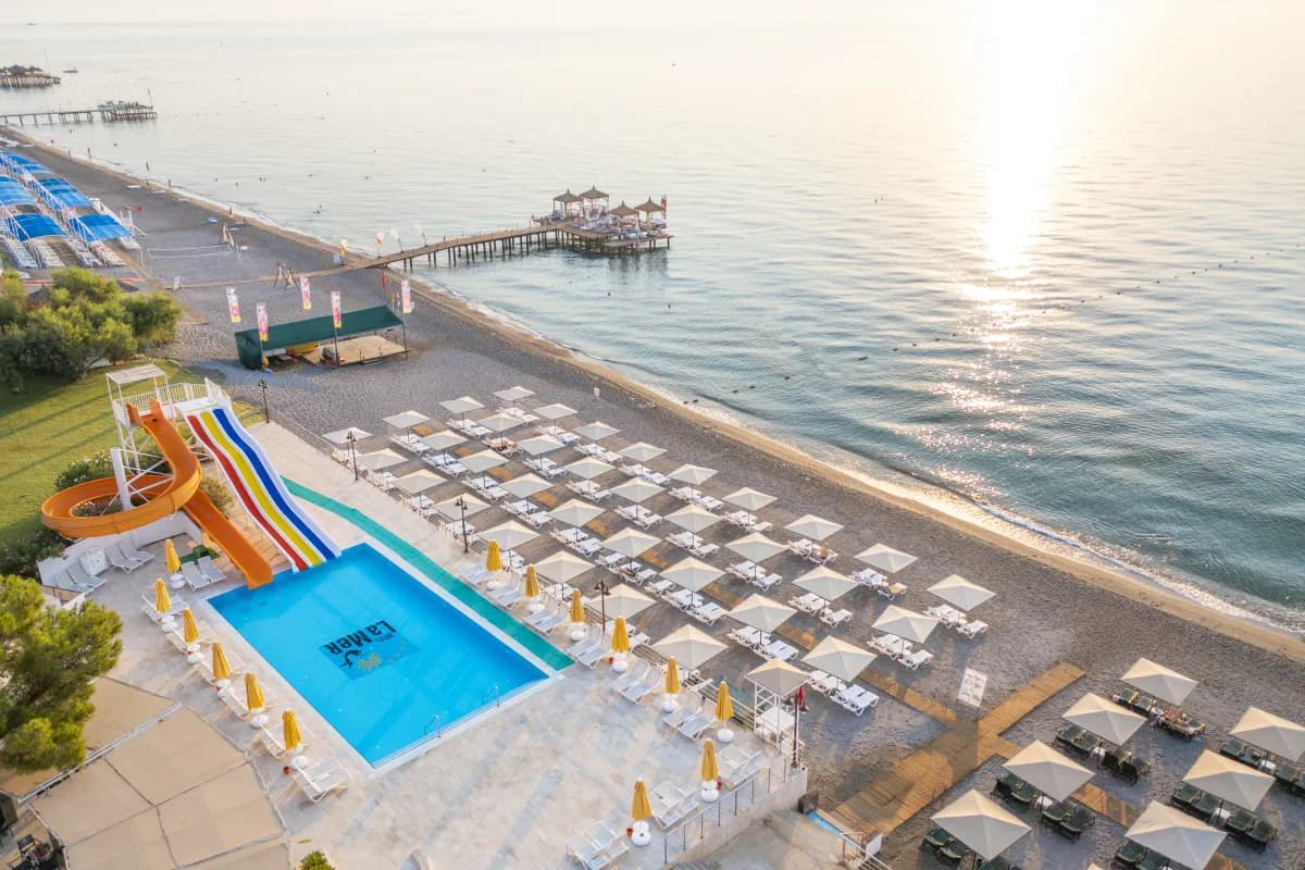 Perre La Mer Hotel Resort & Spa - photo 5