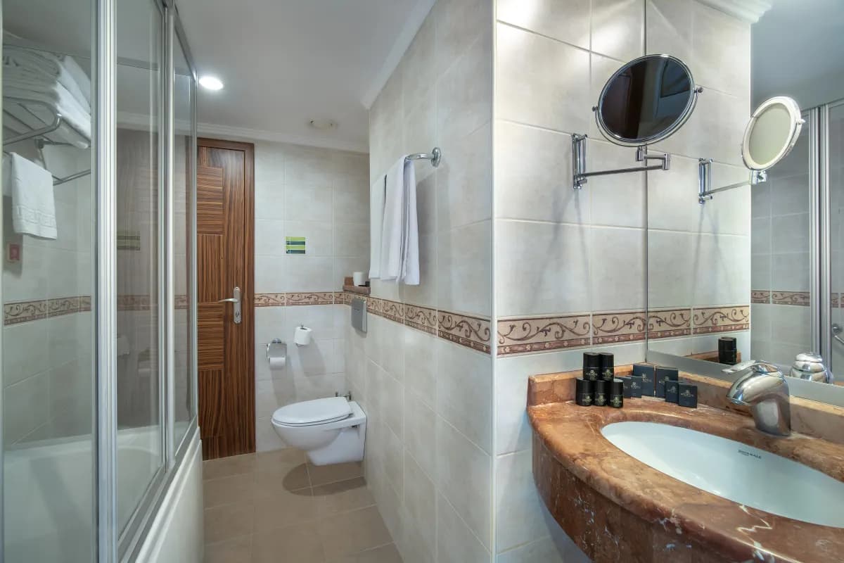 Rox Resort Hotel - photo 4