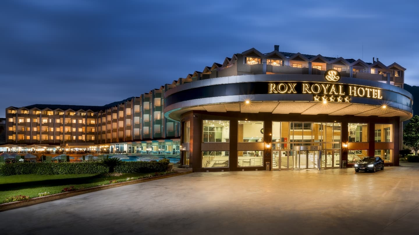 Rox Resort Hotel - photo 5