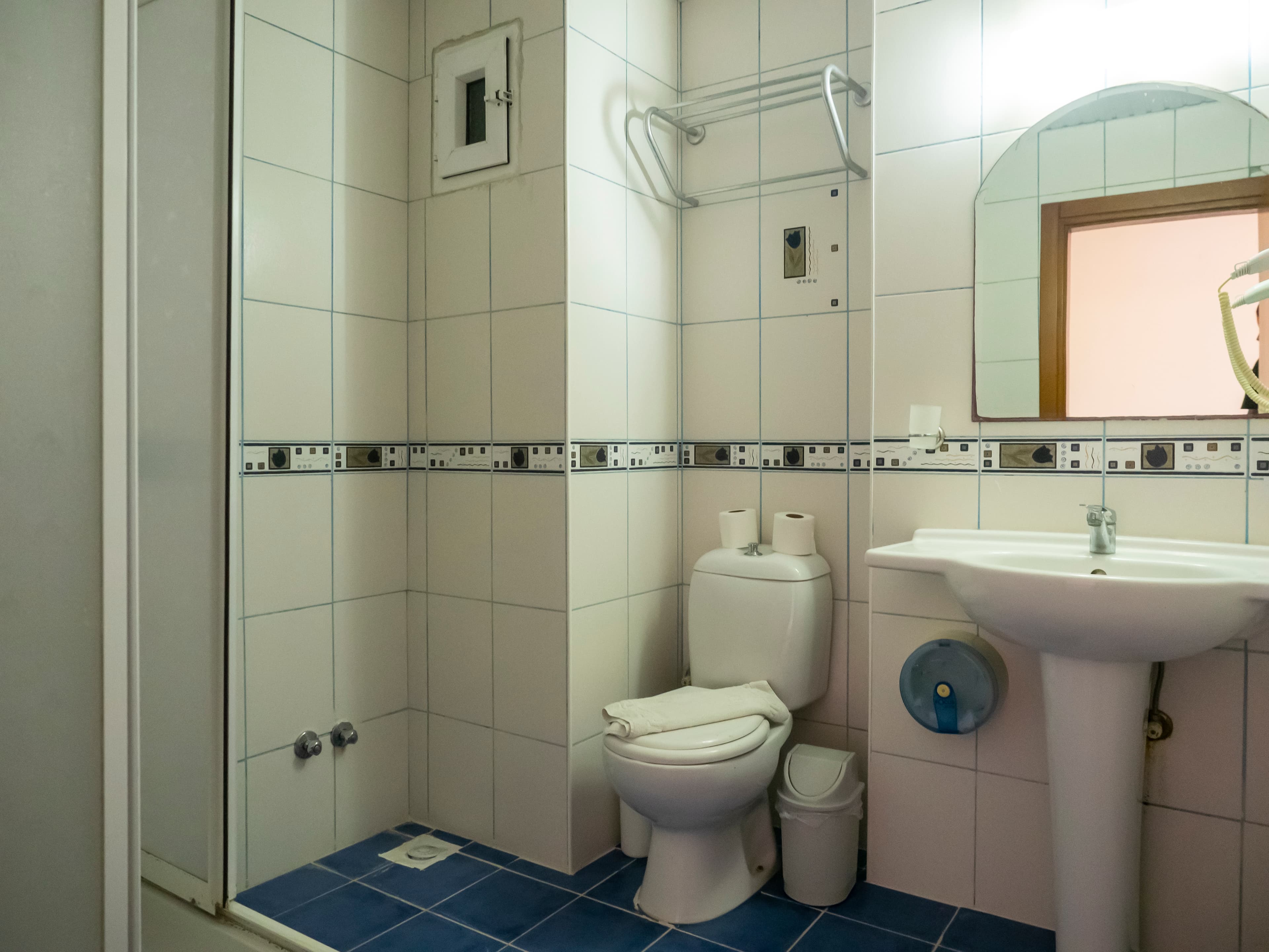 Tal Beach Hotel - photo 4