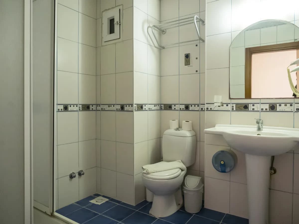 Tal Beach Hotel - photo 4