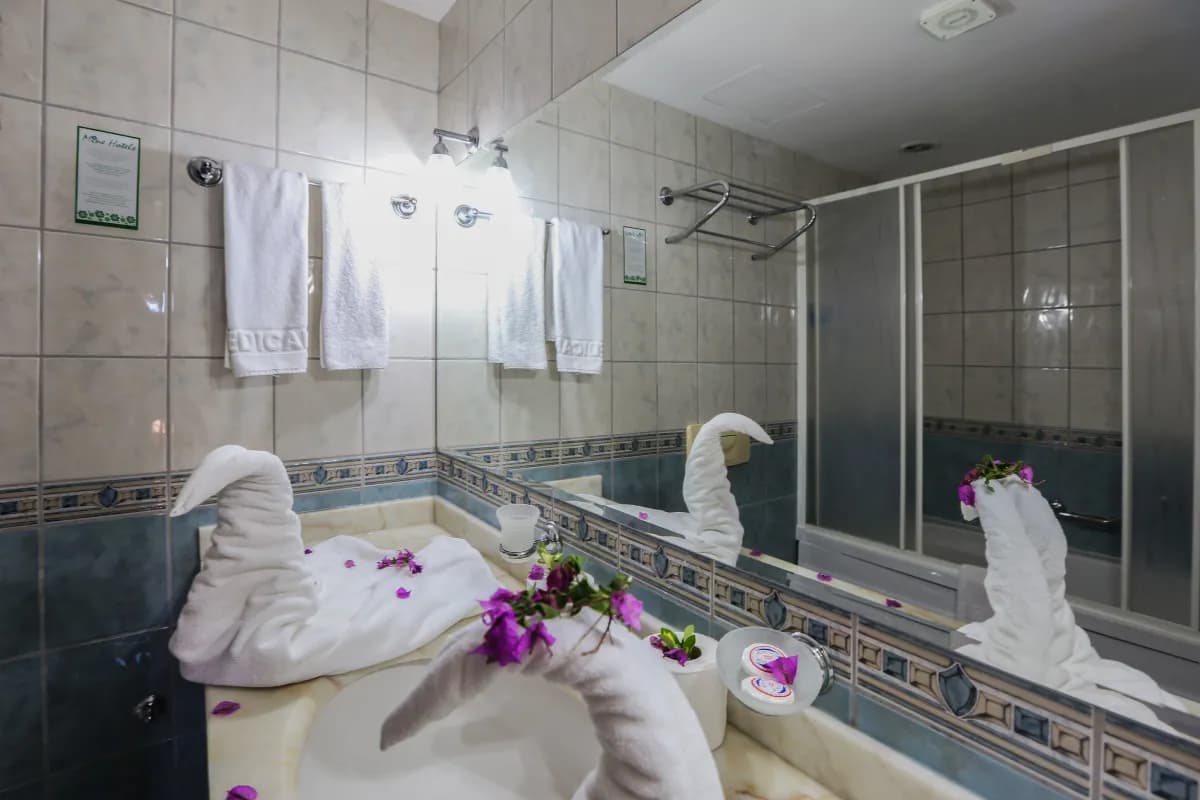 Valeri Beach Hotel - photo 4