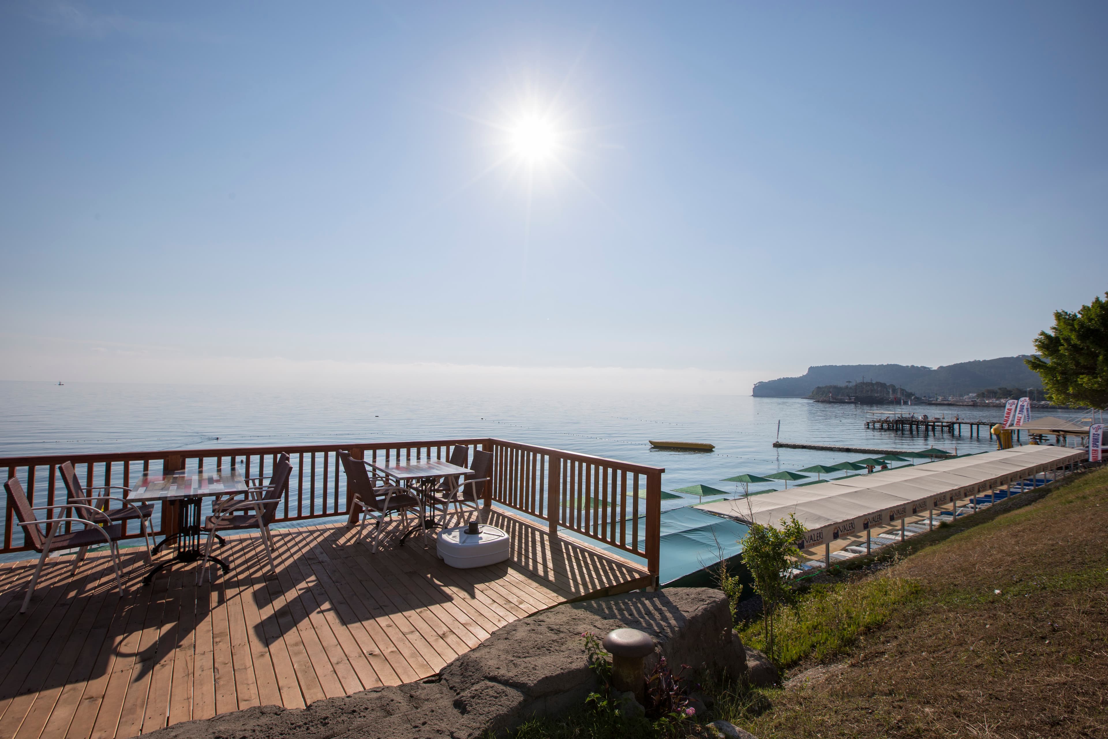 Valeri Beach Hotel - photo 7