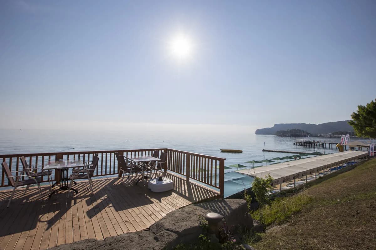 Valeri Beach Hotel - photo 7